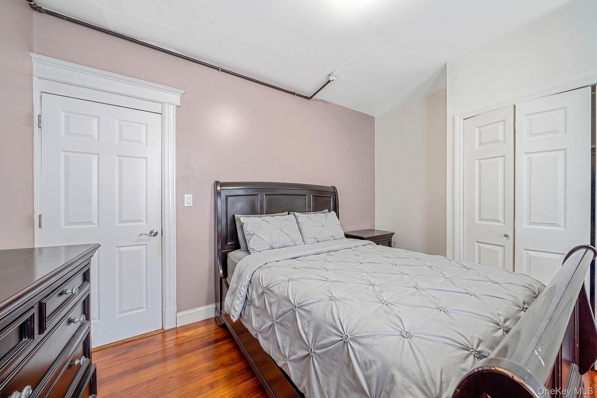 425 S Columbus Avenue – For Sale photo 11