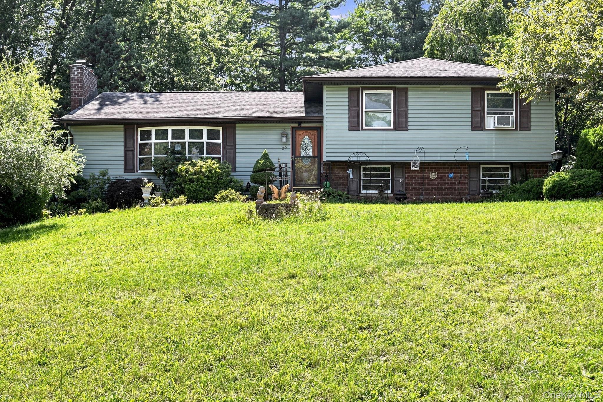 26 Monroe Drive – For Sale
