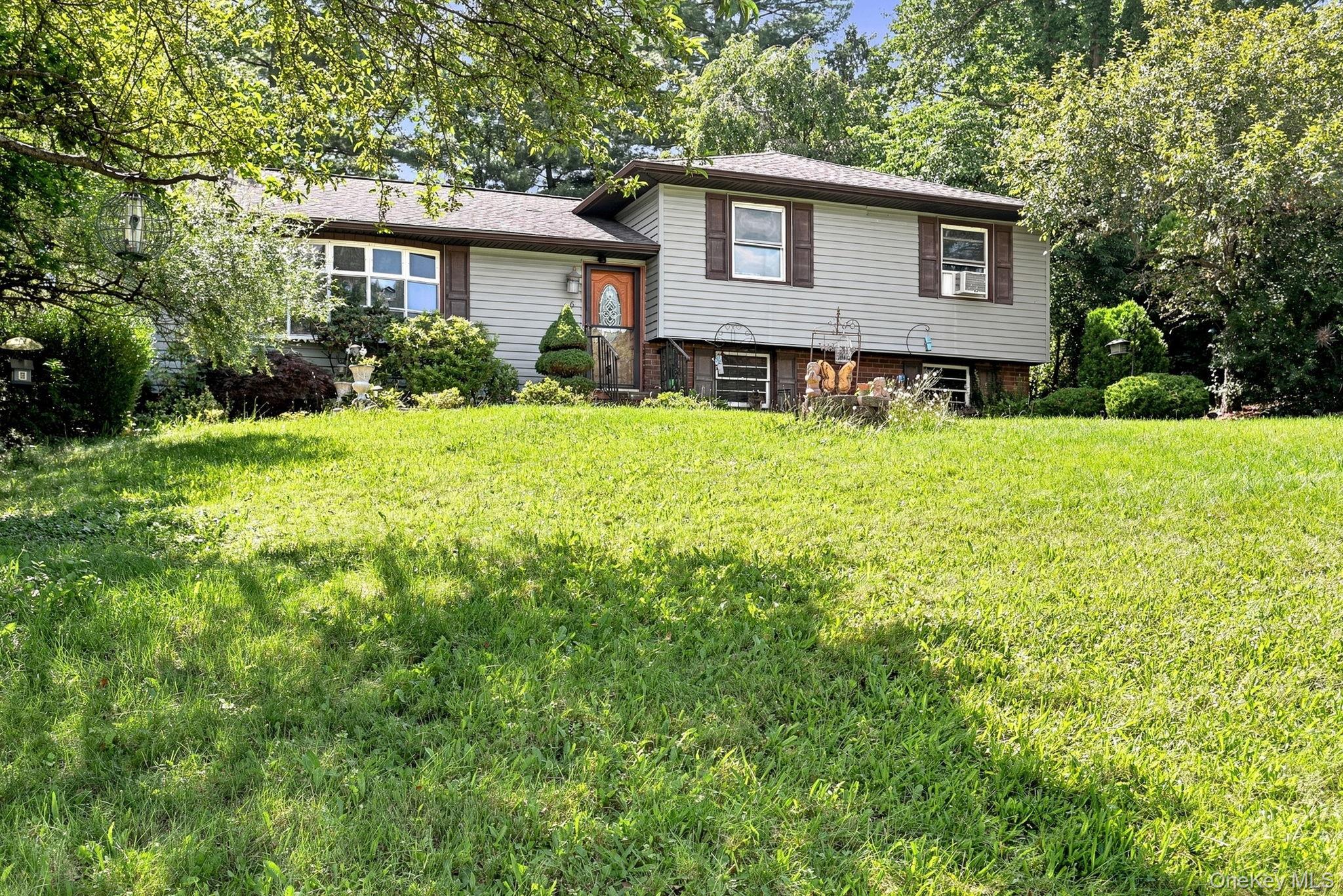 26 Monroe Drive – For Sale photo 4