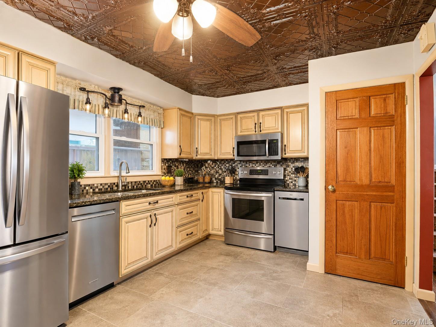 26 Monroe Drive – For Sale photo 2