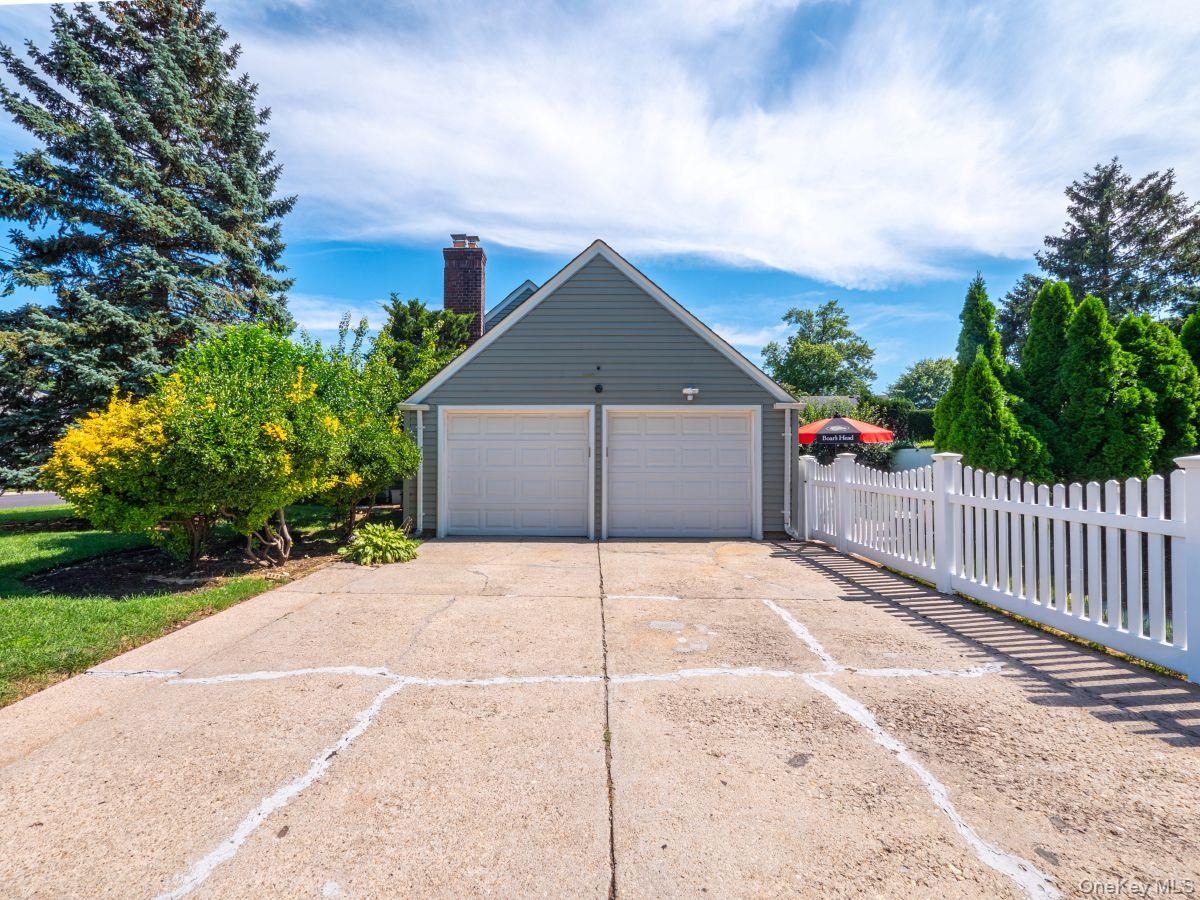 295 Ivy Avenue – For Sale photo 27