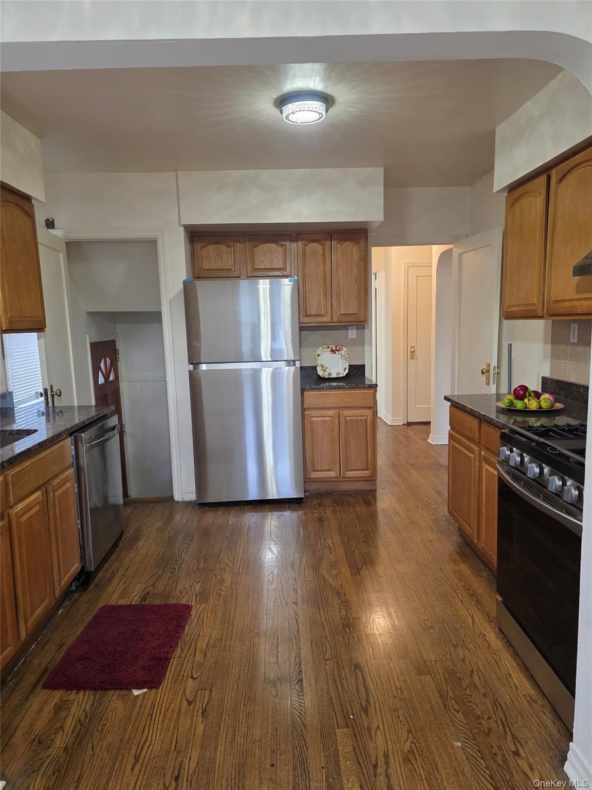 57-35 Parsons Boulevard, Unit House photo 5