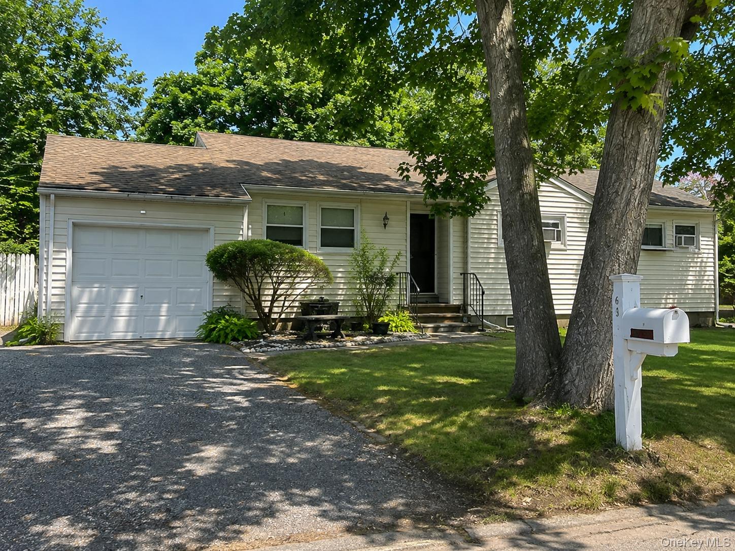 643 Jayne Boulevard – For Sale photo 3