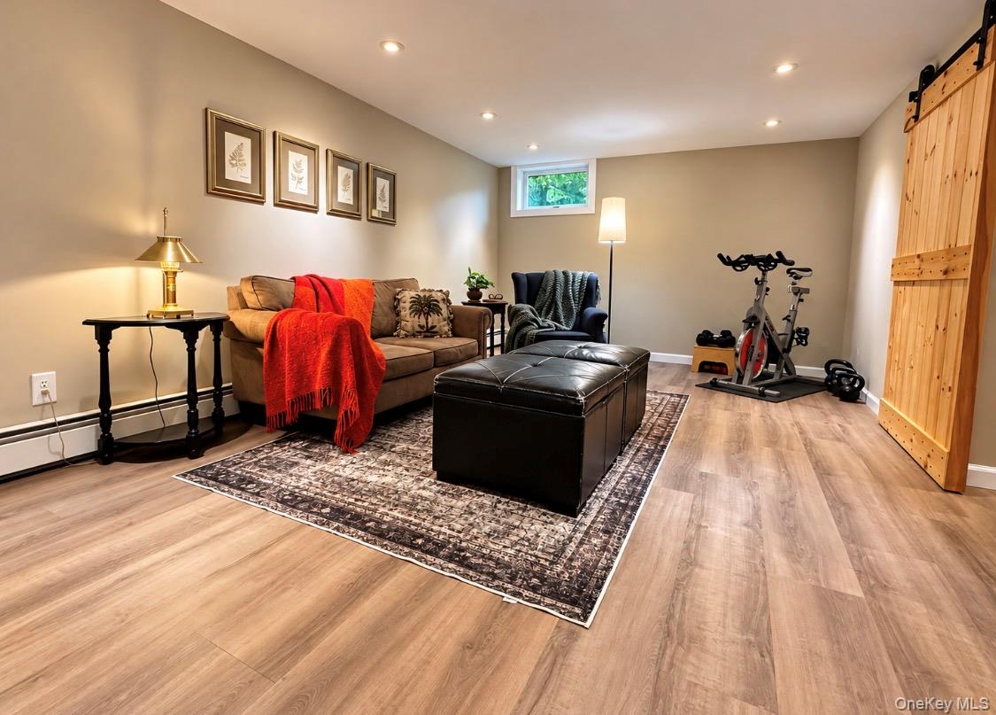 35 Beverly Drive – For Sale photo 5