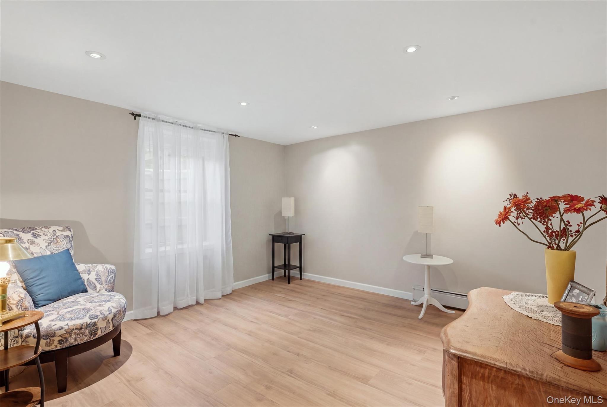35 Beverly Drive – For Sale photo 27
