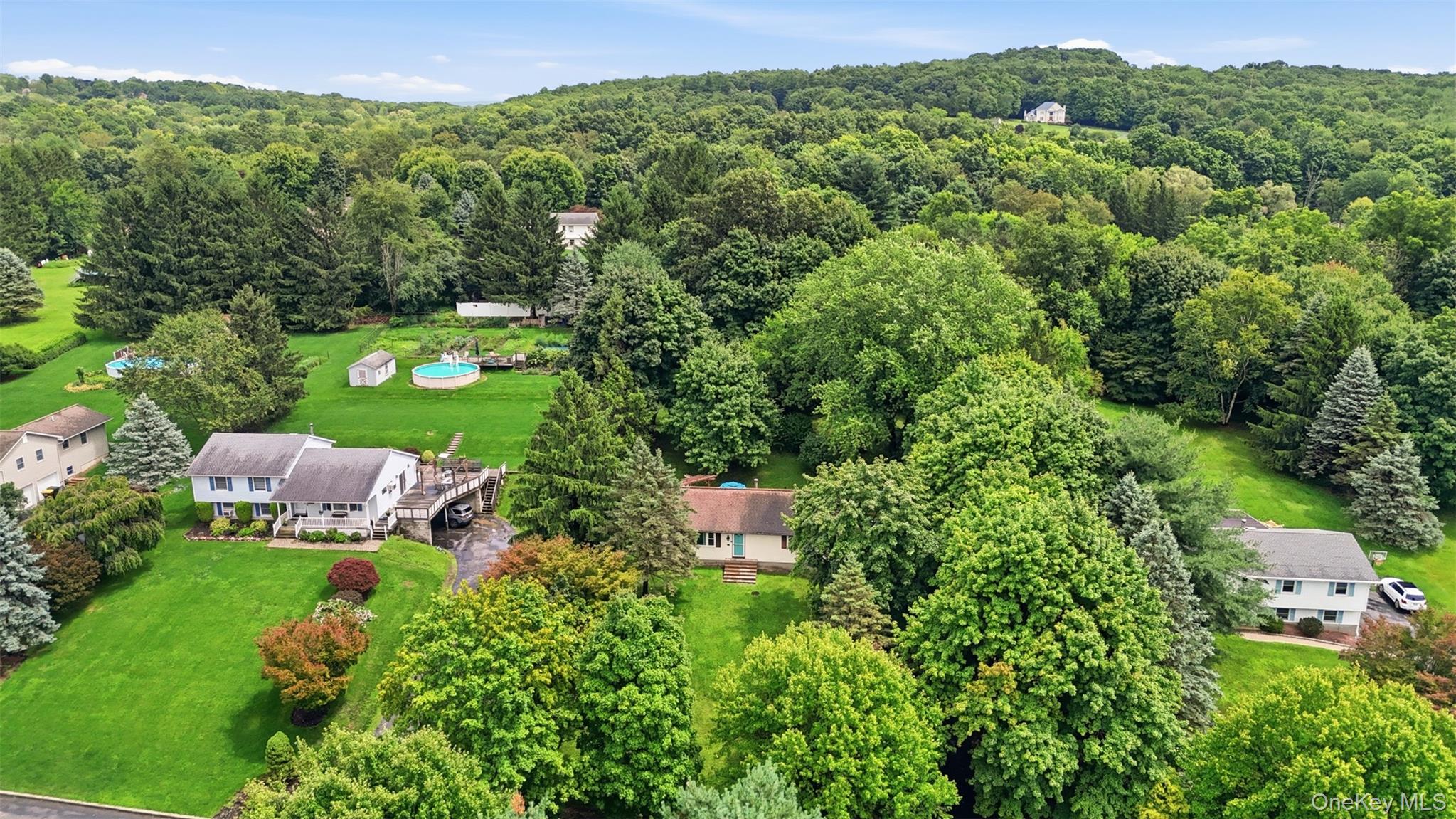 35 Beverly Drive – For Sale photo 39