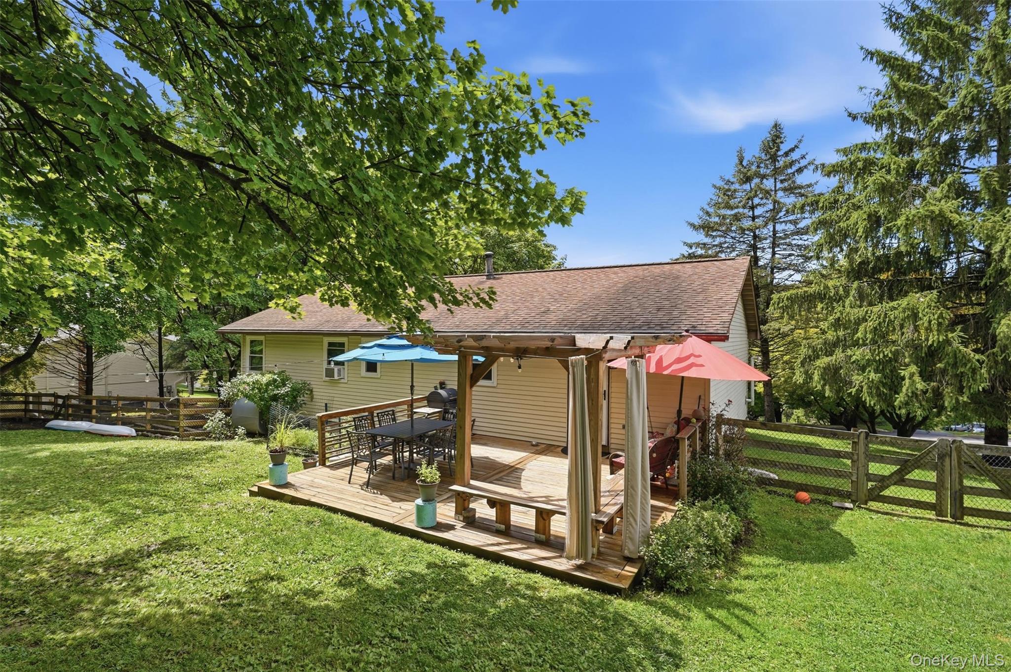 35 Beverly Drive – For Sale photo 31