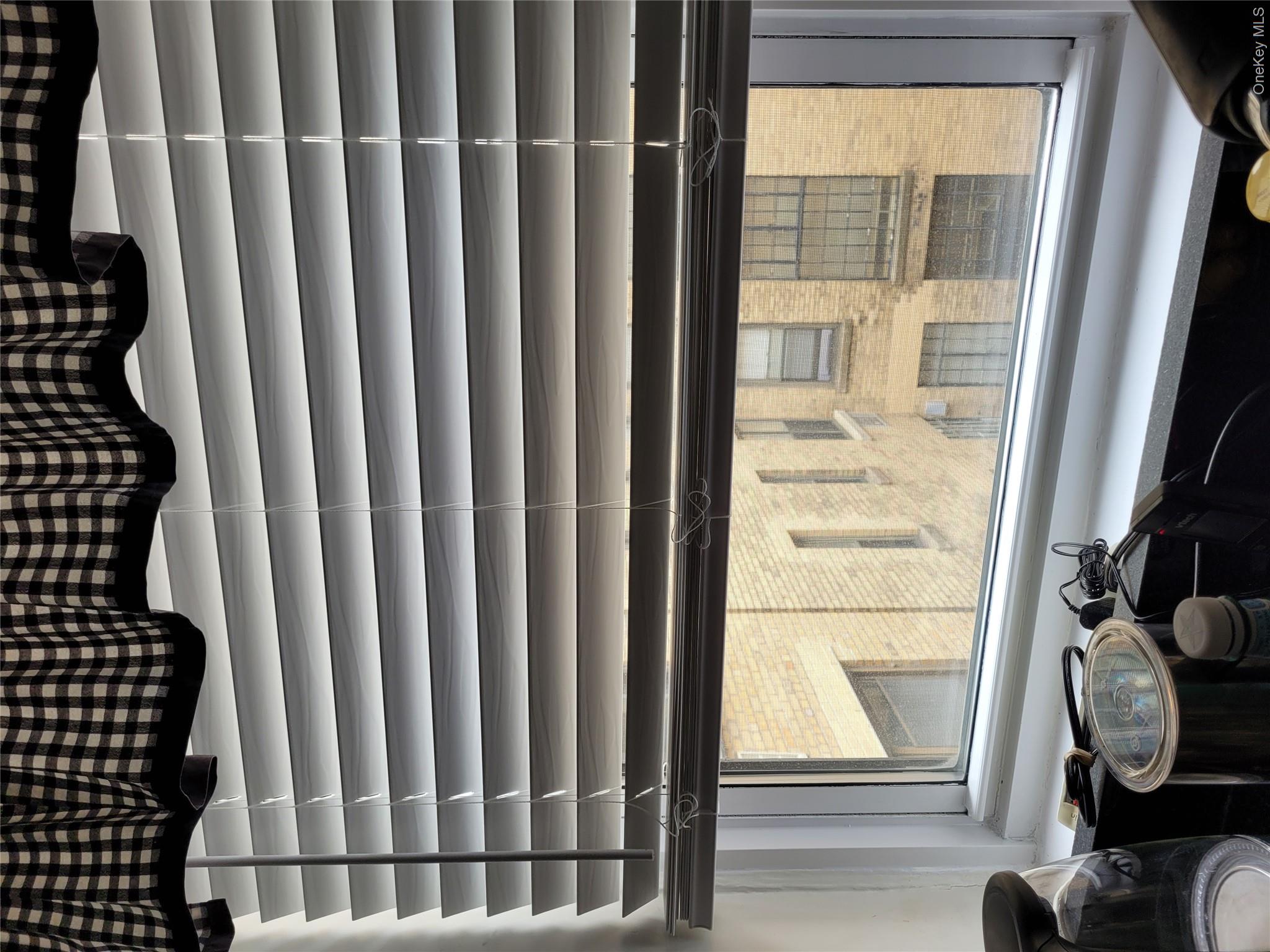 434 E 52 Street, Unit 9A photo 10