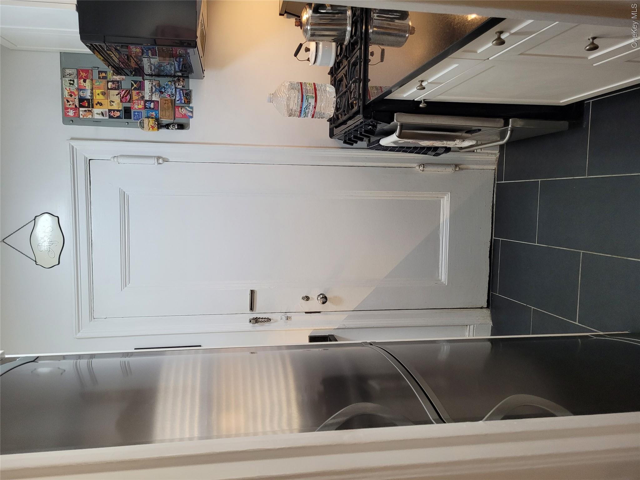 434 E 52 Street, Unit 9A photo 9