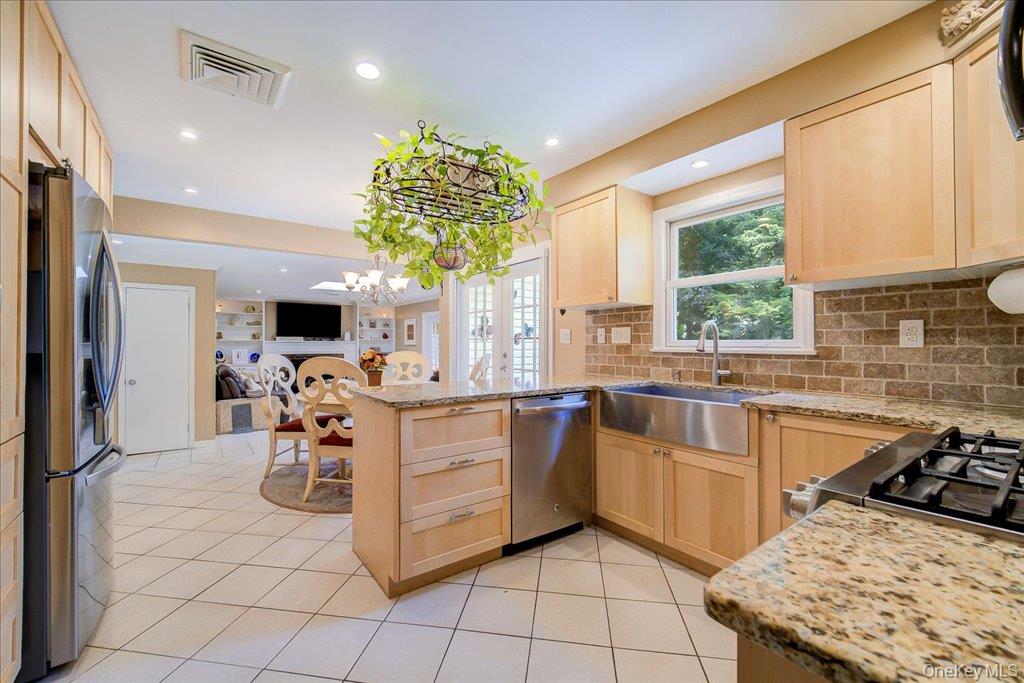 22 Concord Drive – For Sale photo 3