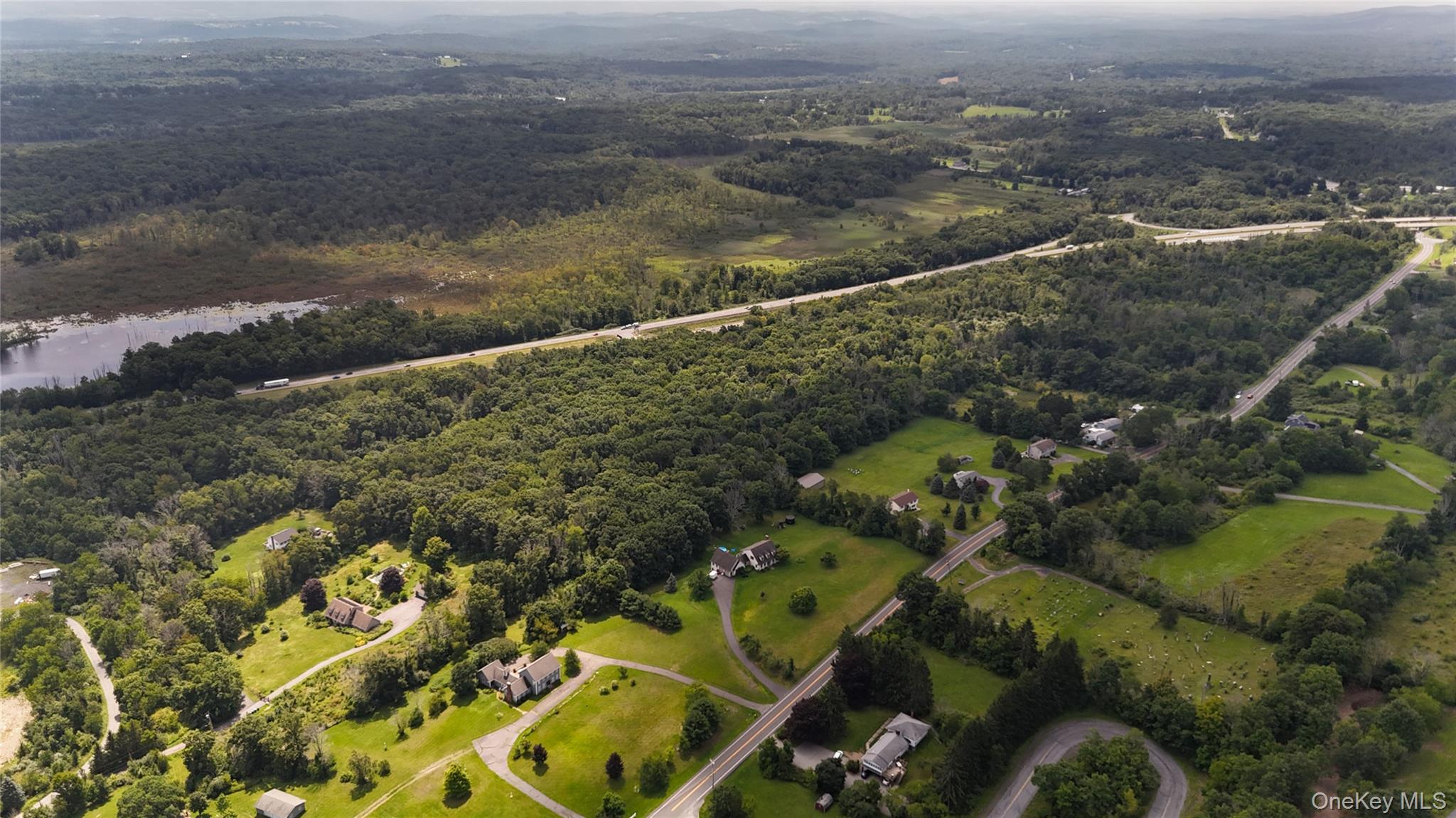 Mountain Road – For Sale photo 7