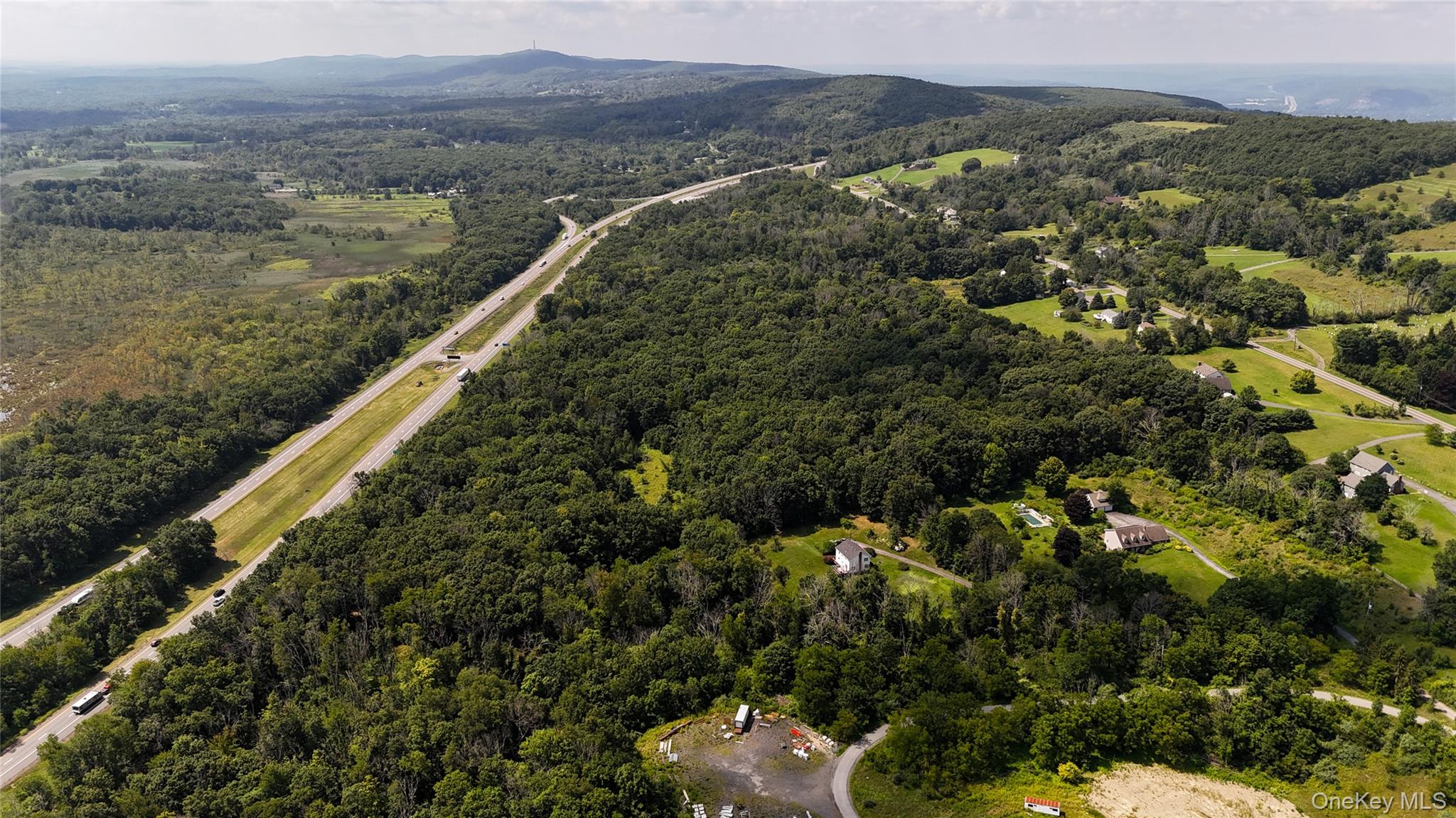 Mountain Road – For Sale photo 5