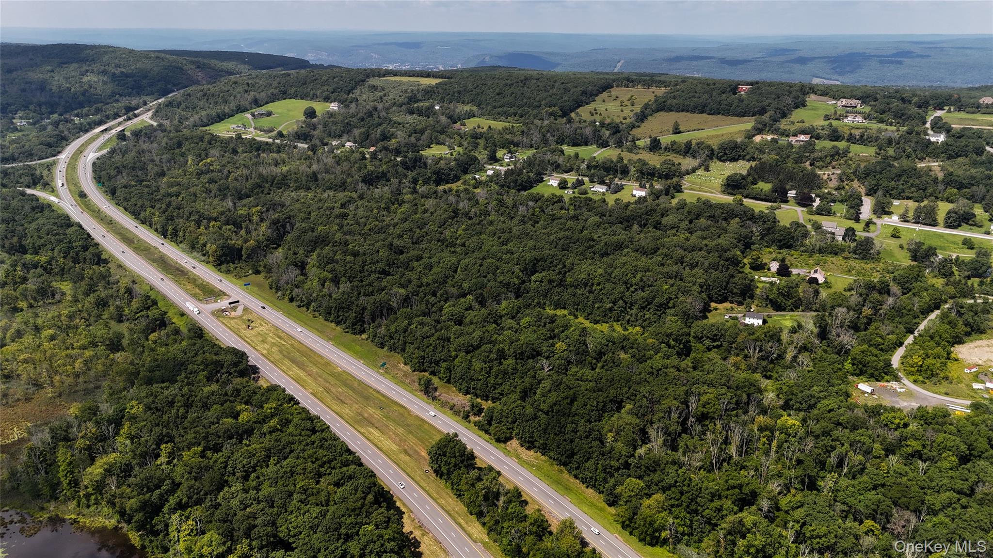 Mountain Road – For Sale photo 6