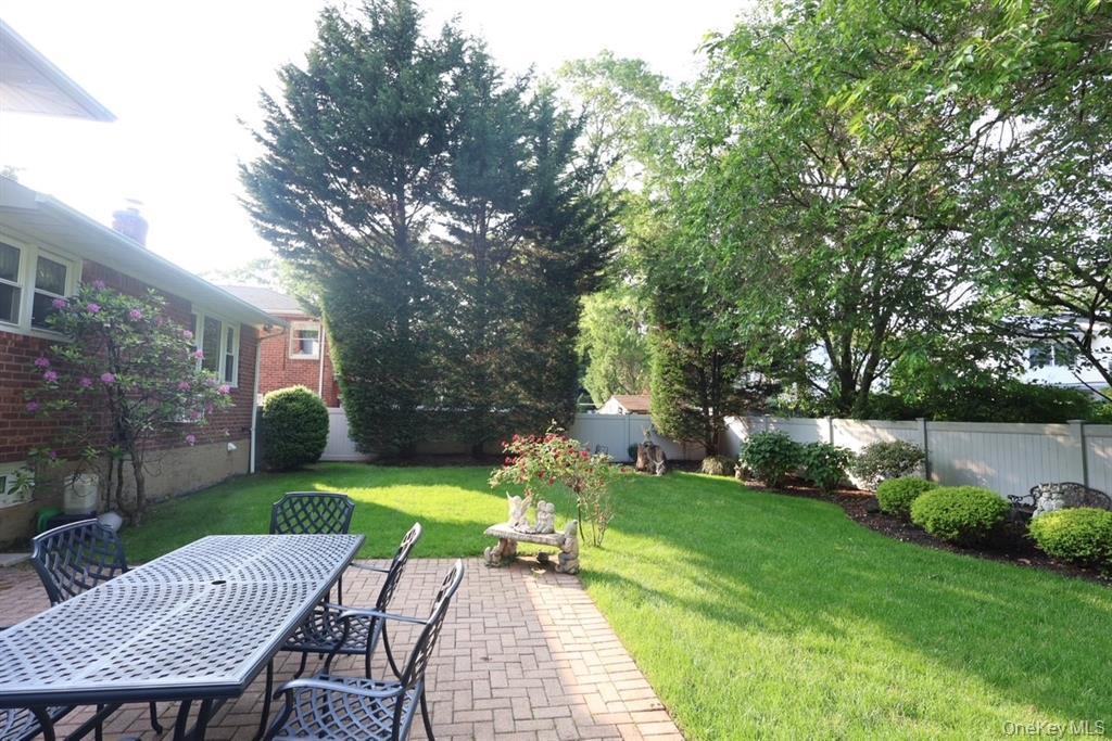757 757 Leslie Lane – For Rent photo 4