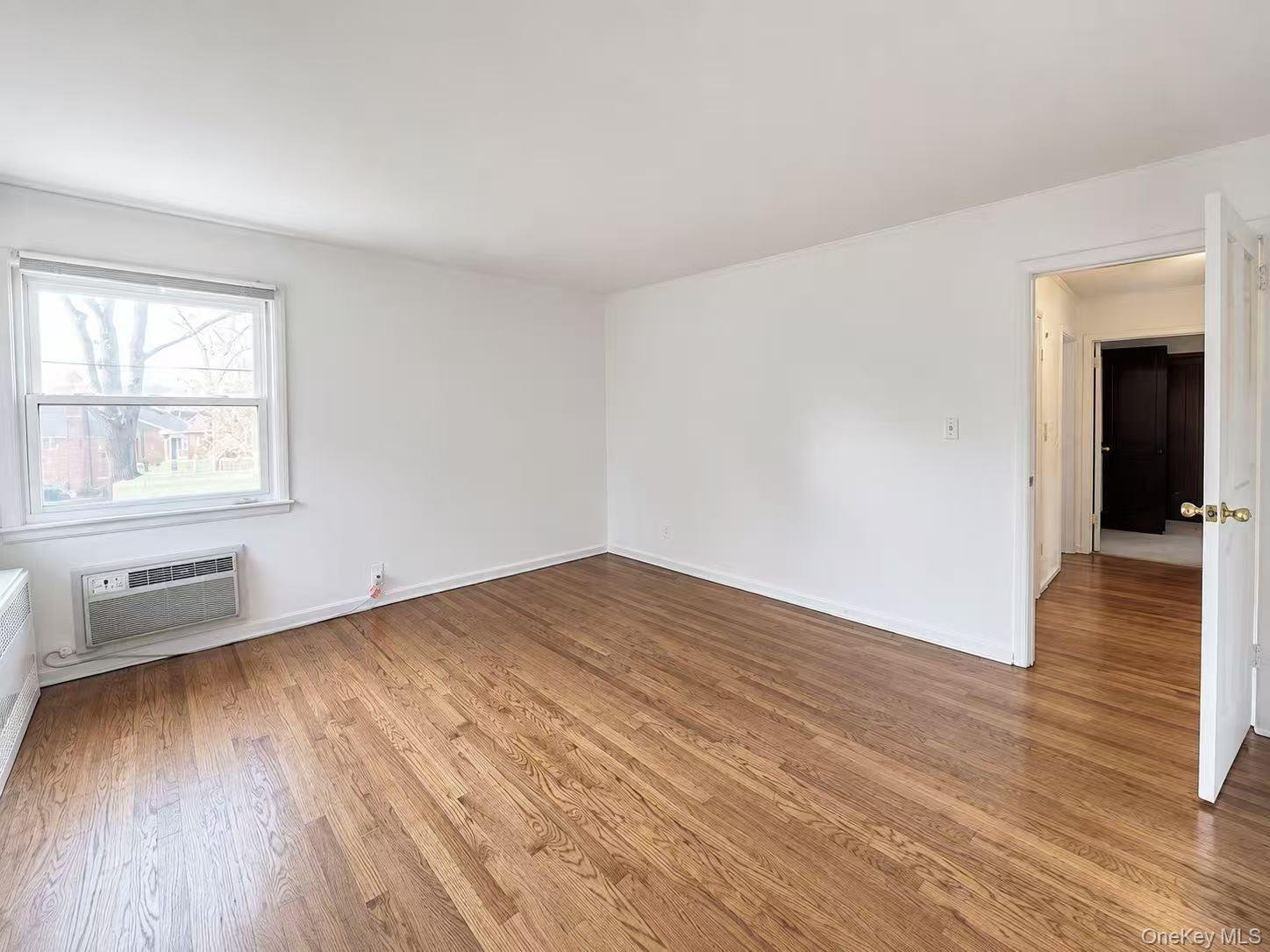 757 757 Leslie Lane – For Rent photo 11