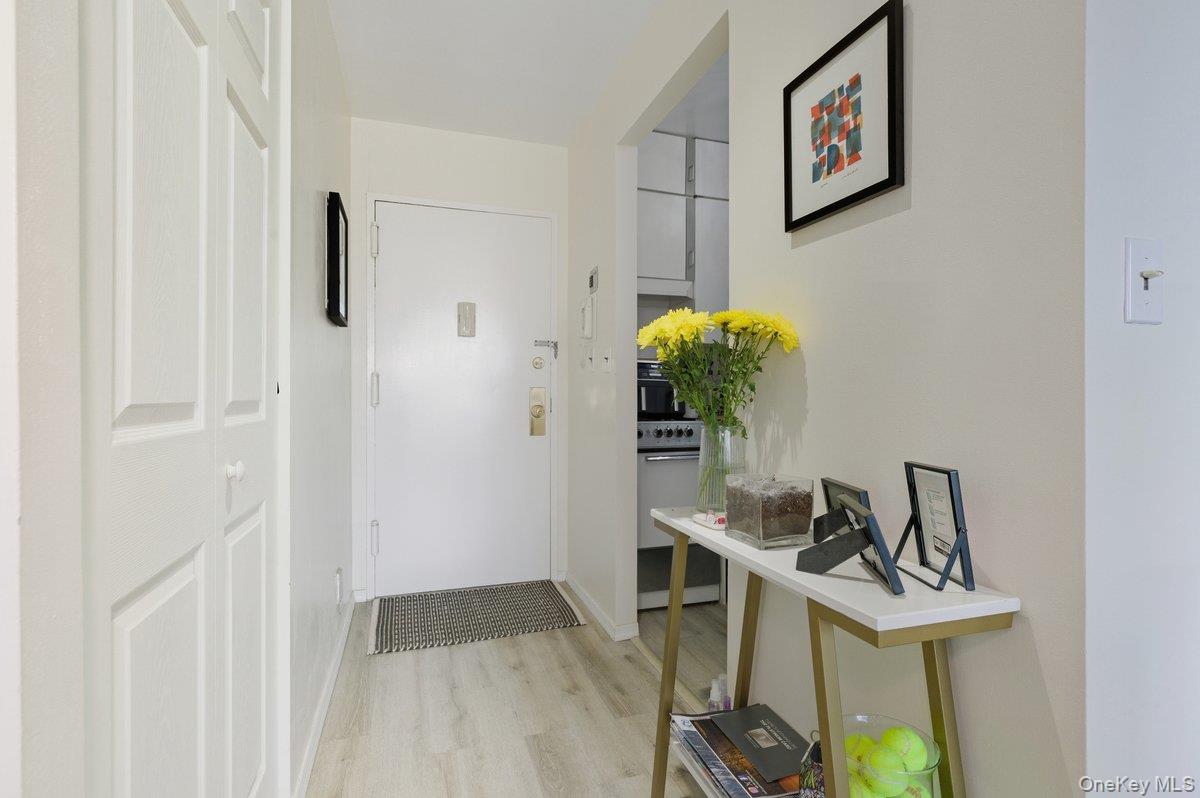 2 Richmond Road, Unit 5E photo 2
