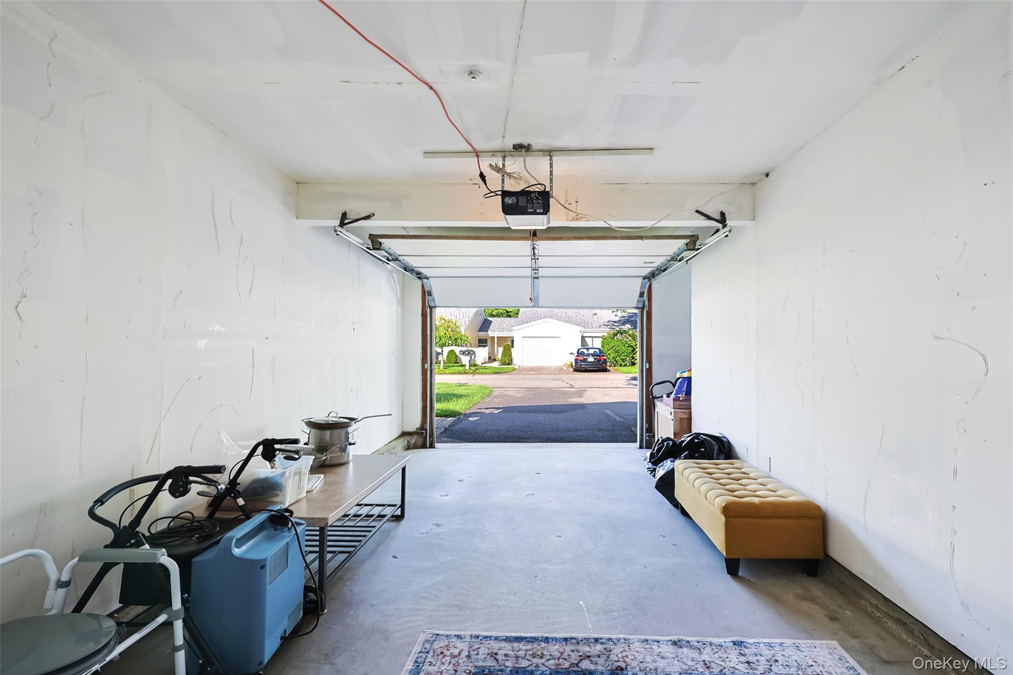 708 W Cabot Court, Unit 708 photo 11