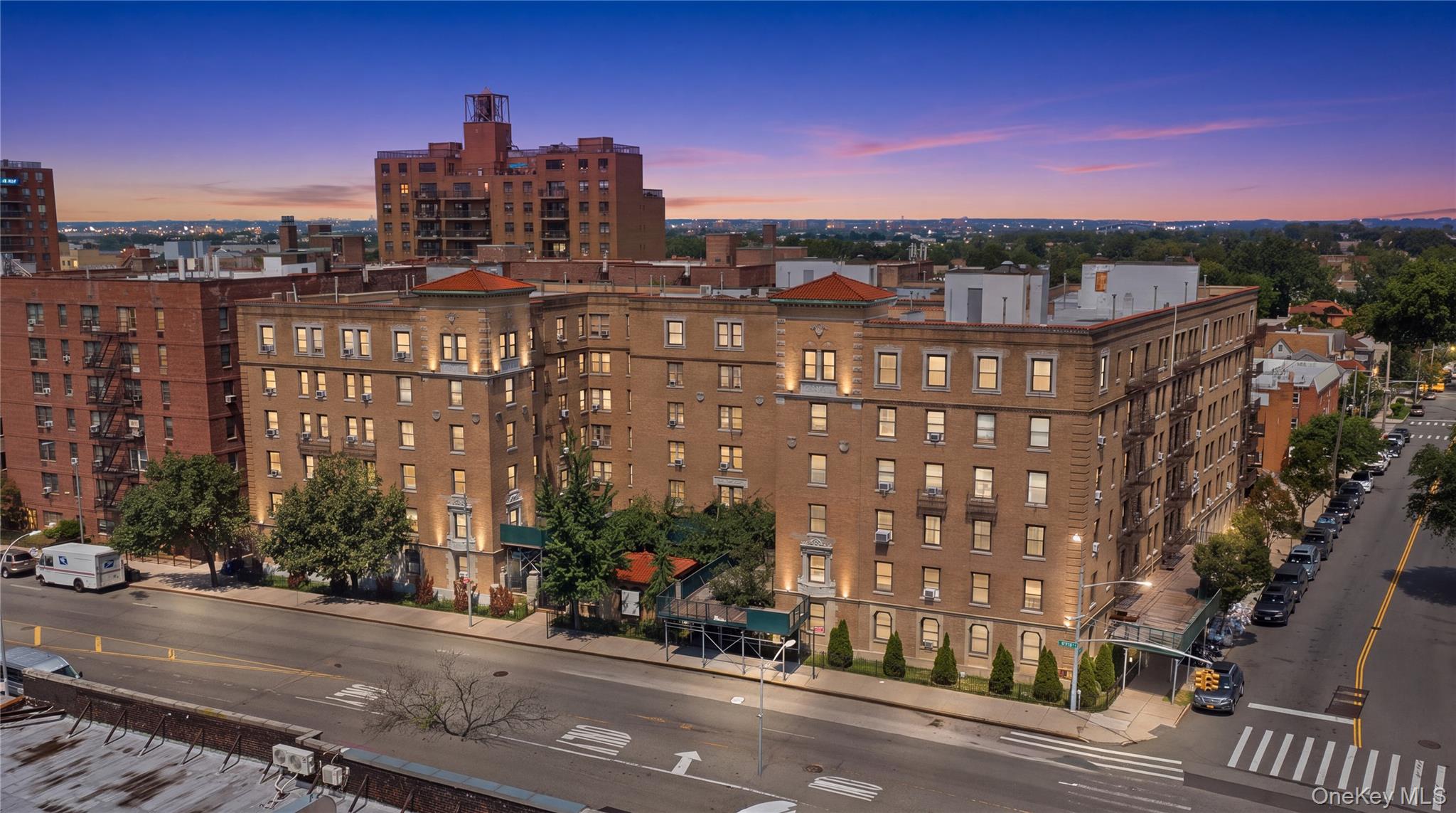14809 Northern Boulevard, Unit 3C