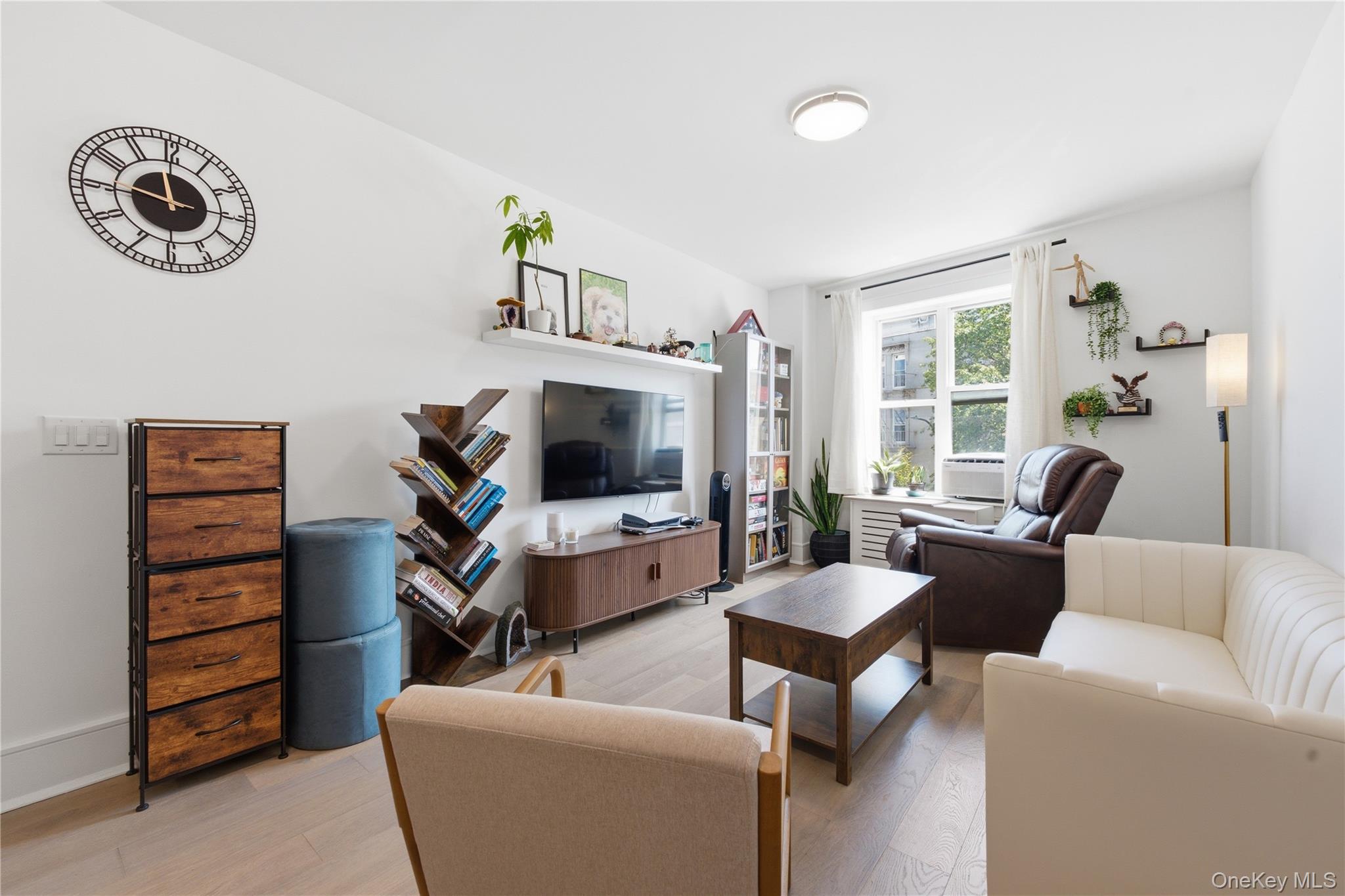 14809 Northern Boulevard, Unit 3C photo 2