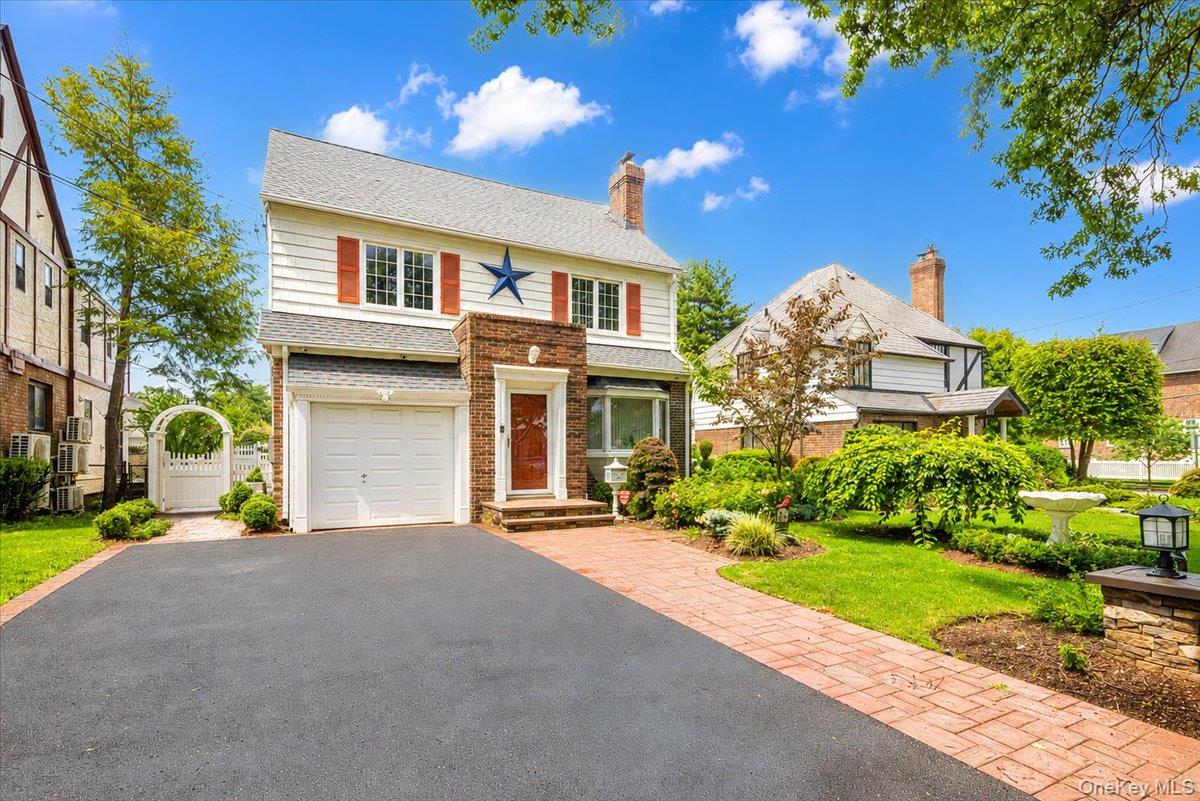17 Piccadilly Downs – For Sale photo 2