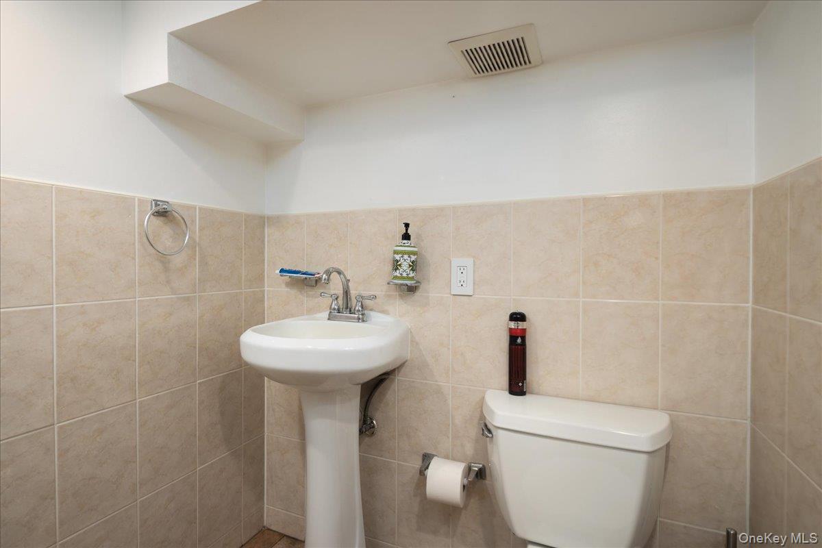 17 Piccadilly Downs – For Sale photo 16