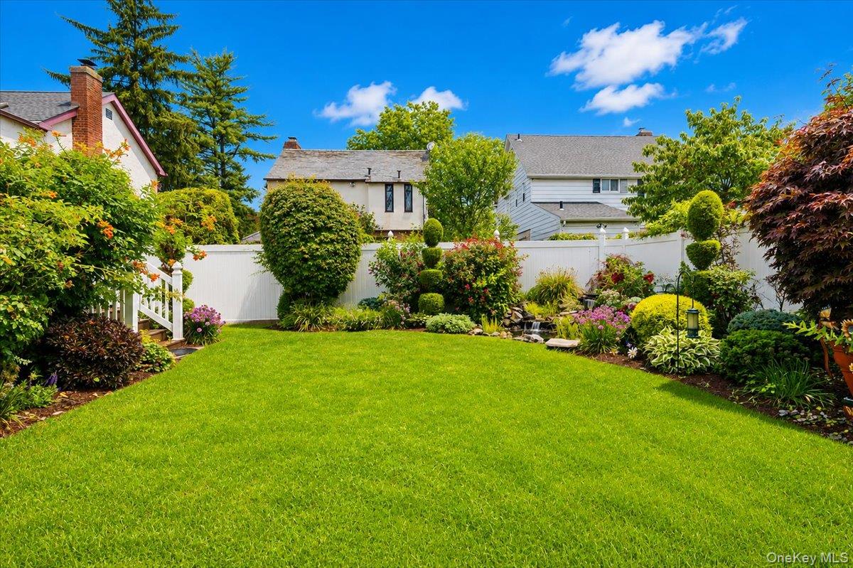17 Piccadilly Downs – For Sale photo 26
