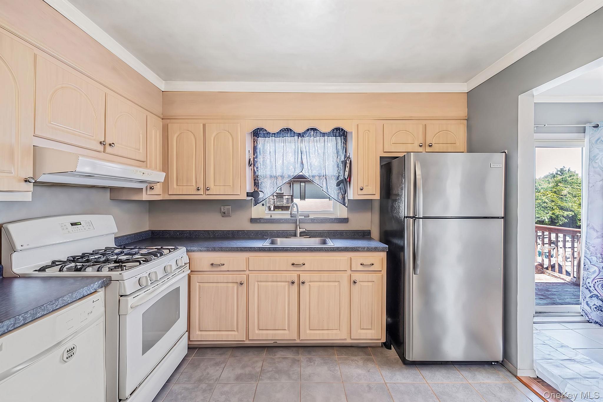 8 Wilson Place – For Sale photo 10