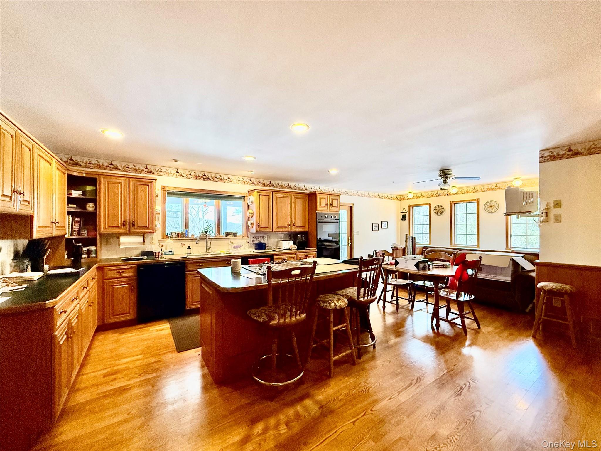 912-918 Hollow Road – For Sale photo 10