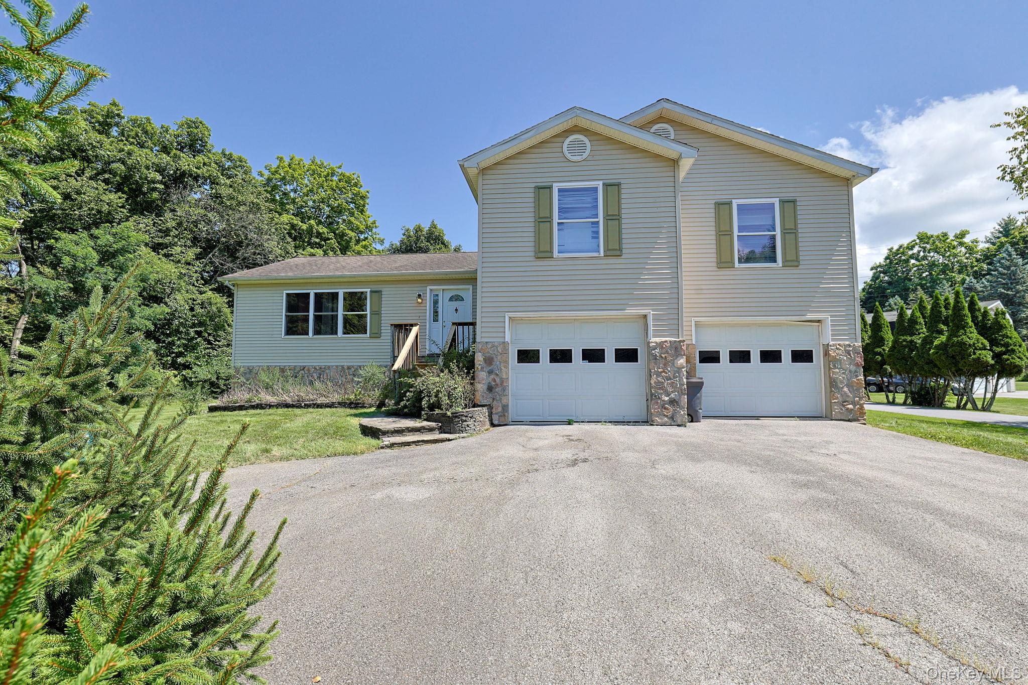 96 Velie Road – For Sale photo 2