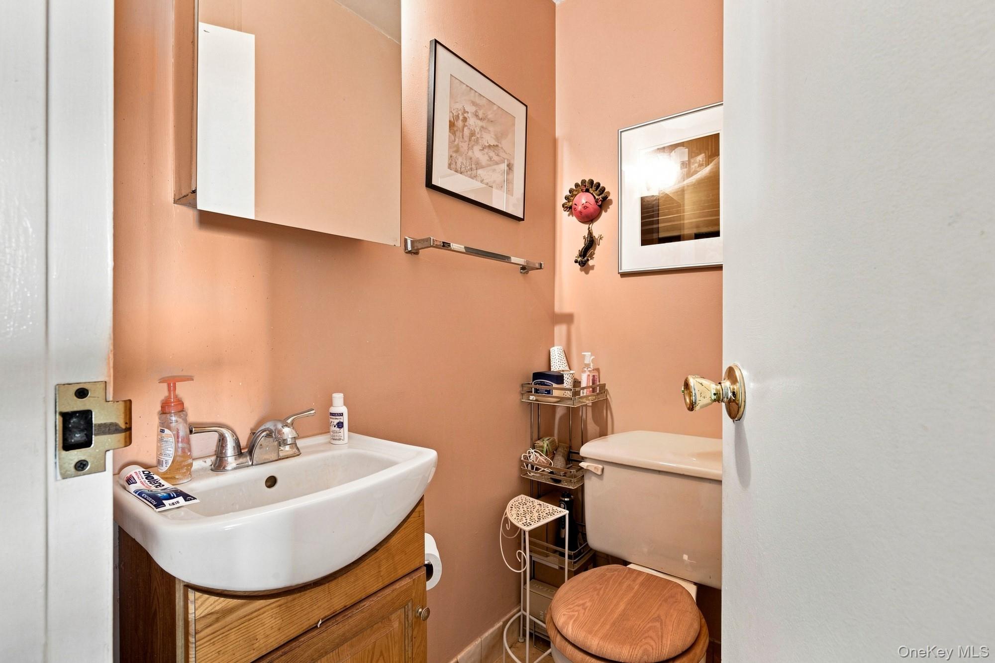 185 W Park Avenue, Unit 316 photo 15