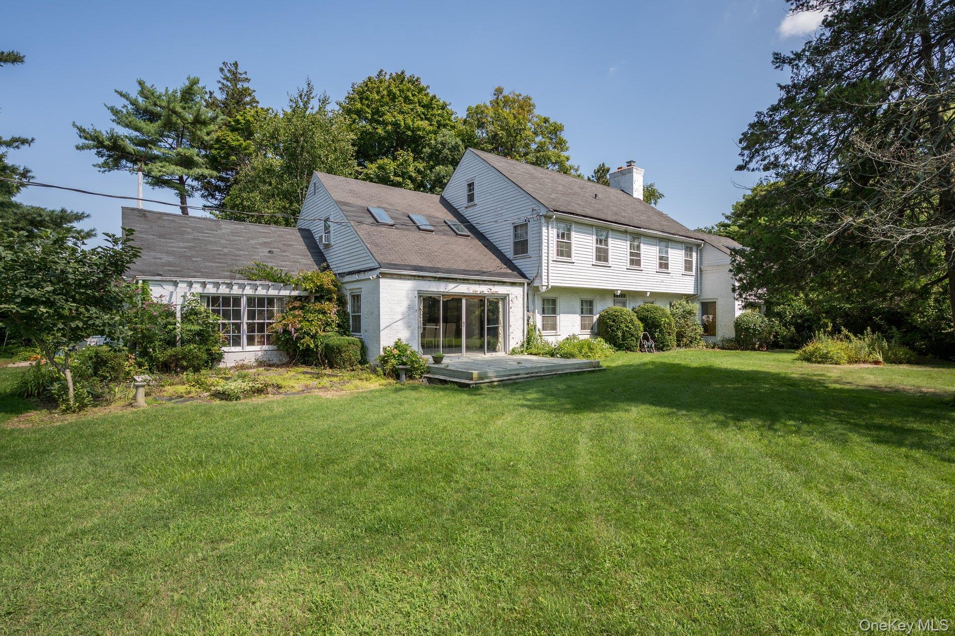 257 Adams Lane – For Sale photo 6