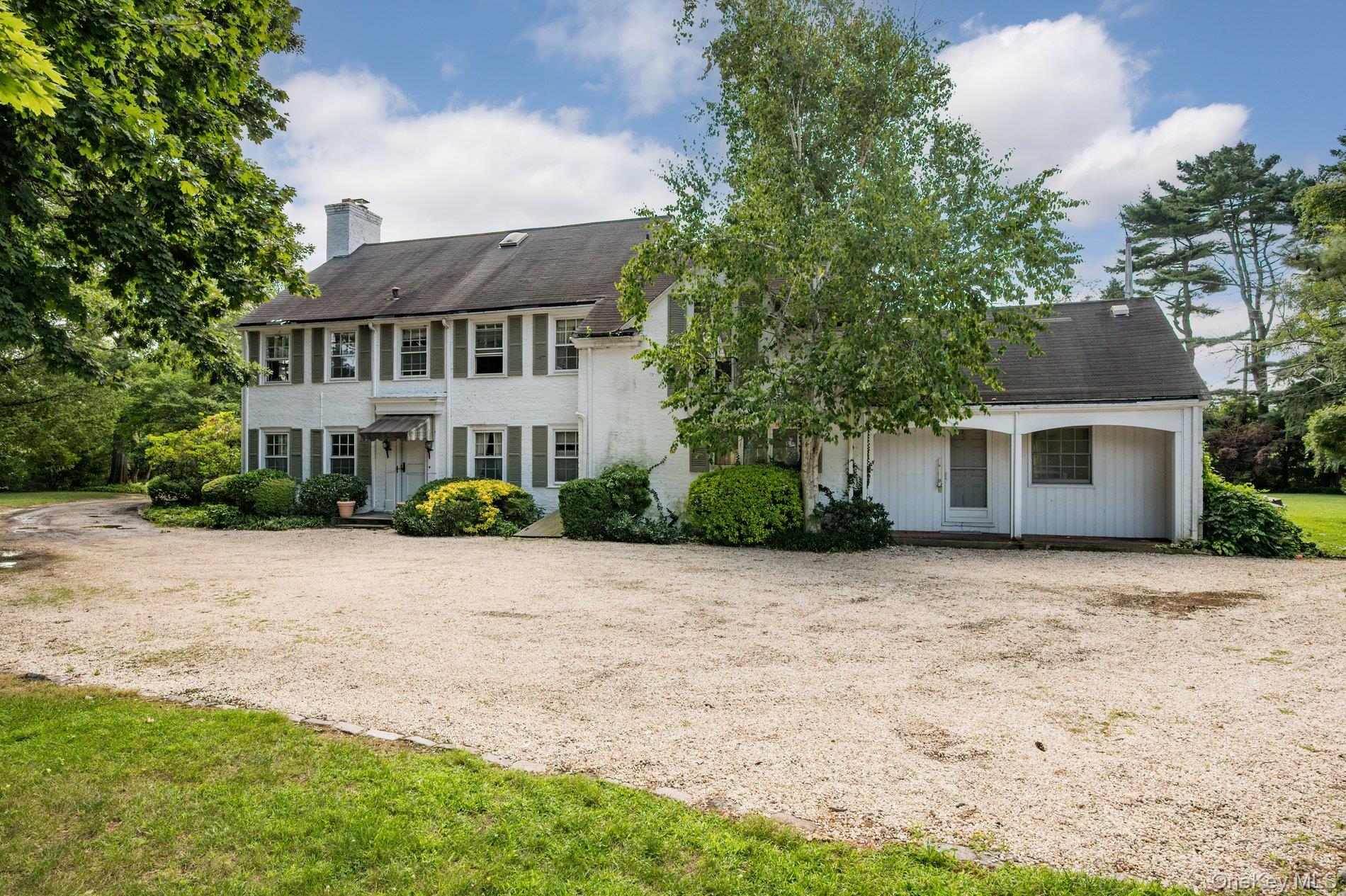 257 Adams Lane – For Sale photo 3