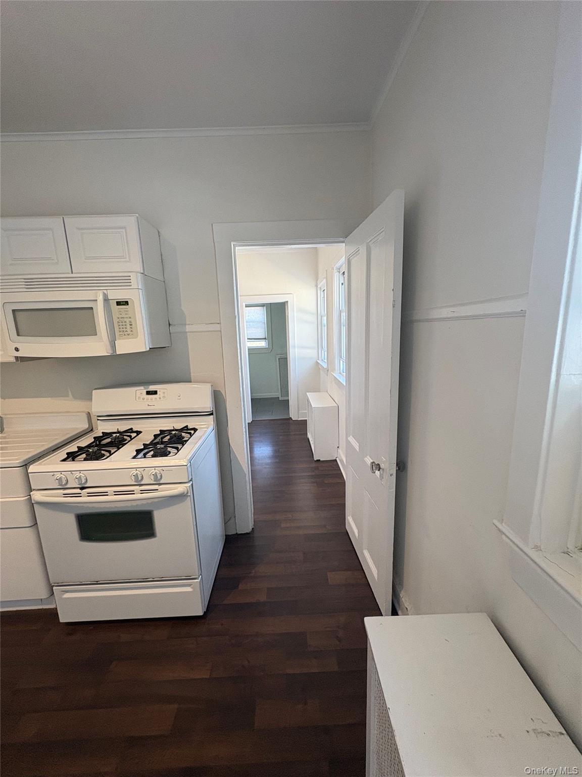 42 Pleasant Place – For Rent photo 6