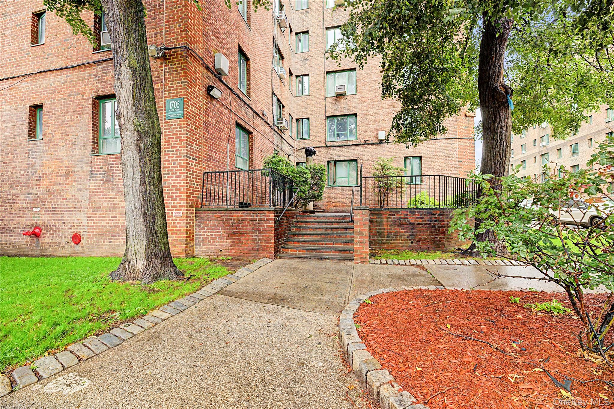 1705 Purdy Street, Unit 7F photo 16