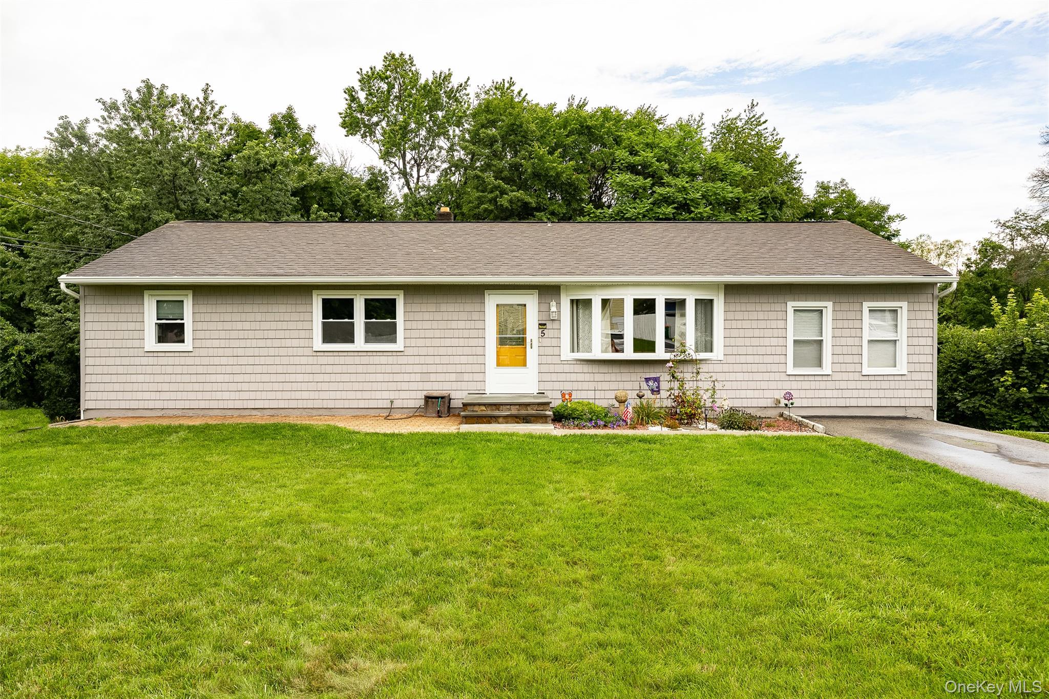 5 Ardmore Drive – For Sale