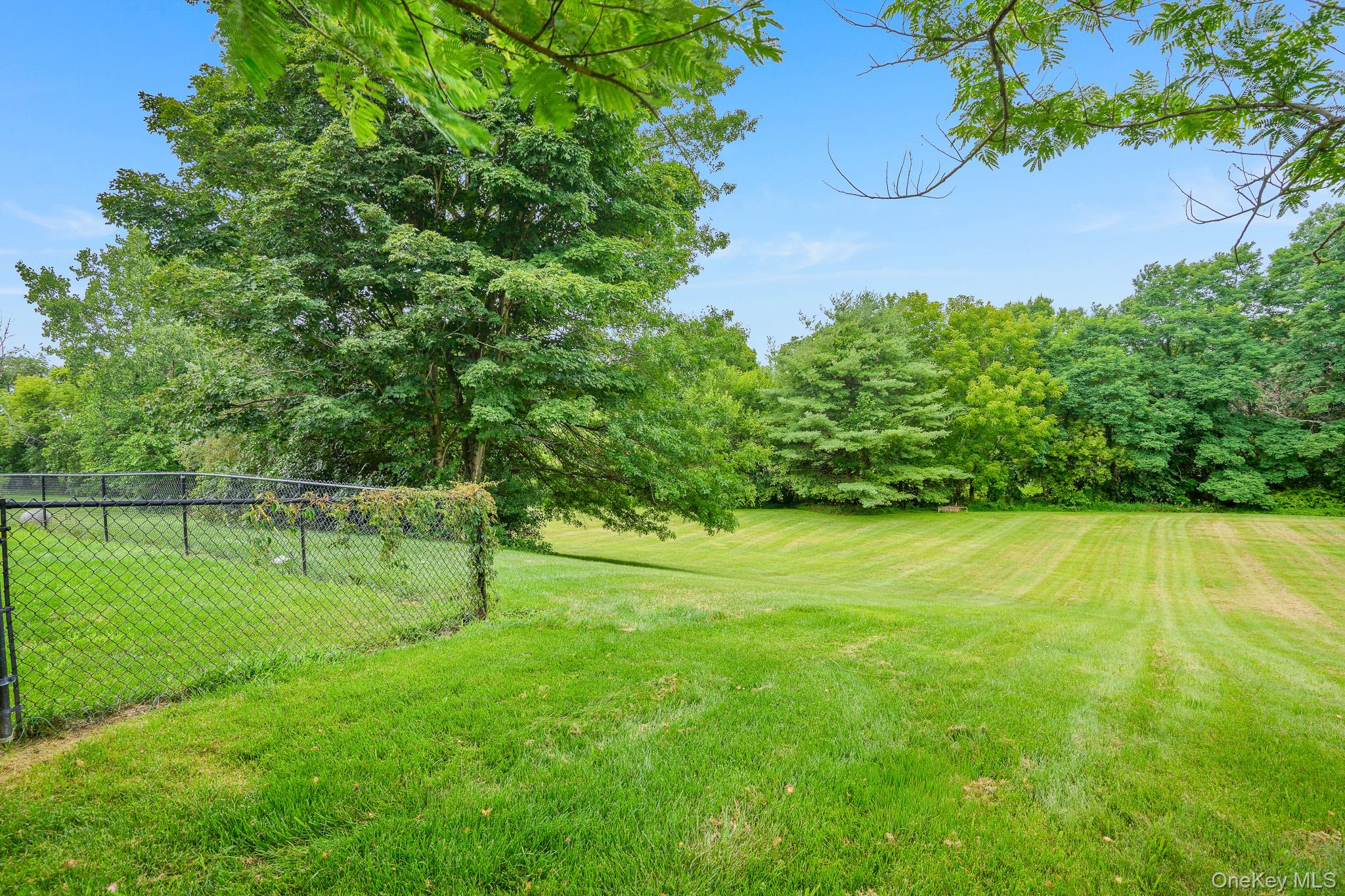 27 Patricia Drive – For Sale photo 16