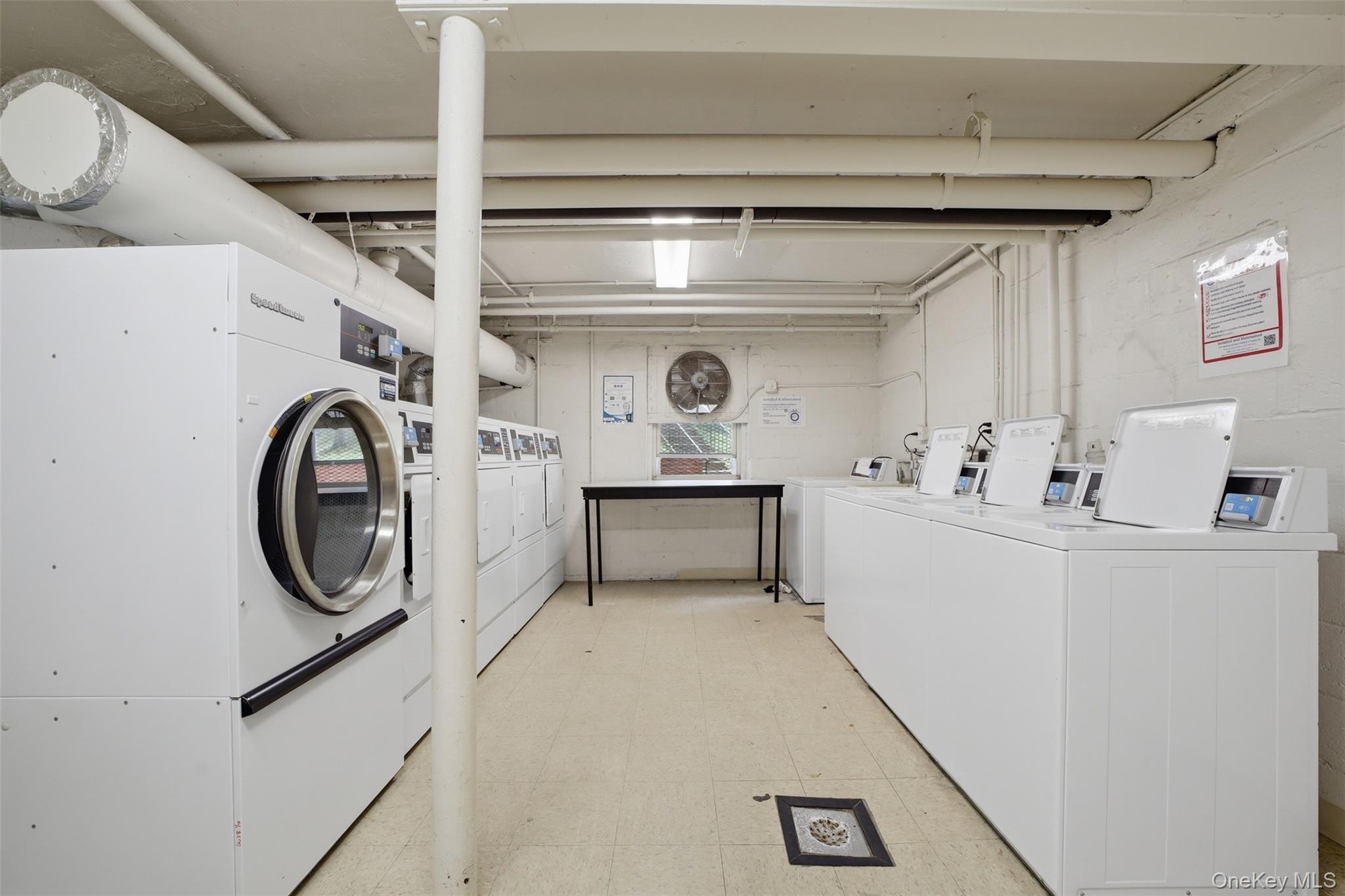 140 N Broadway, Unit P-4 photo 17