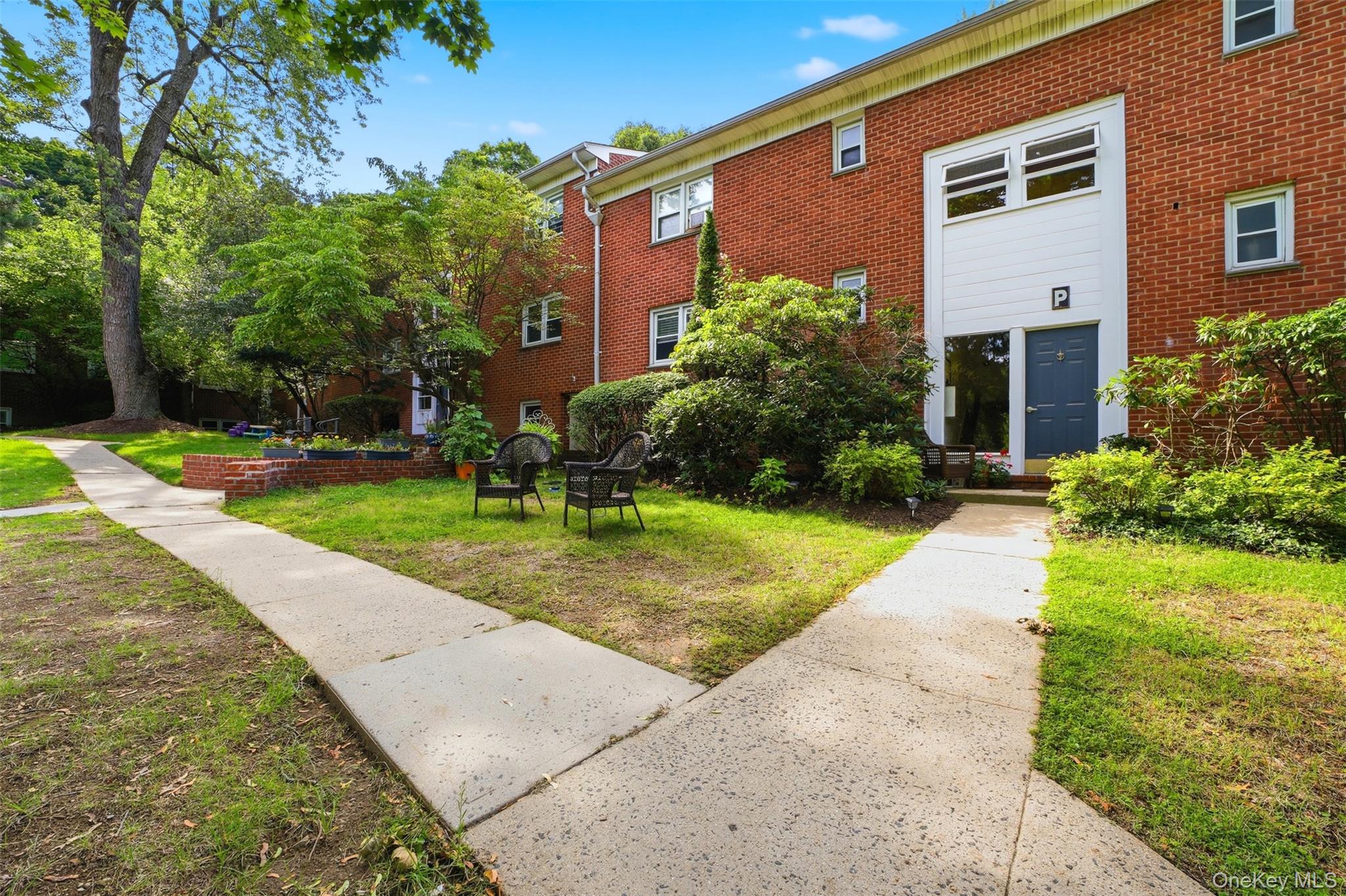 140 N Broadway, Unit P-4