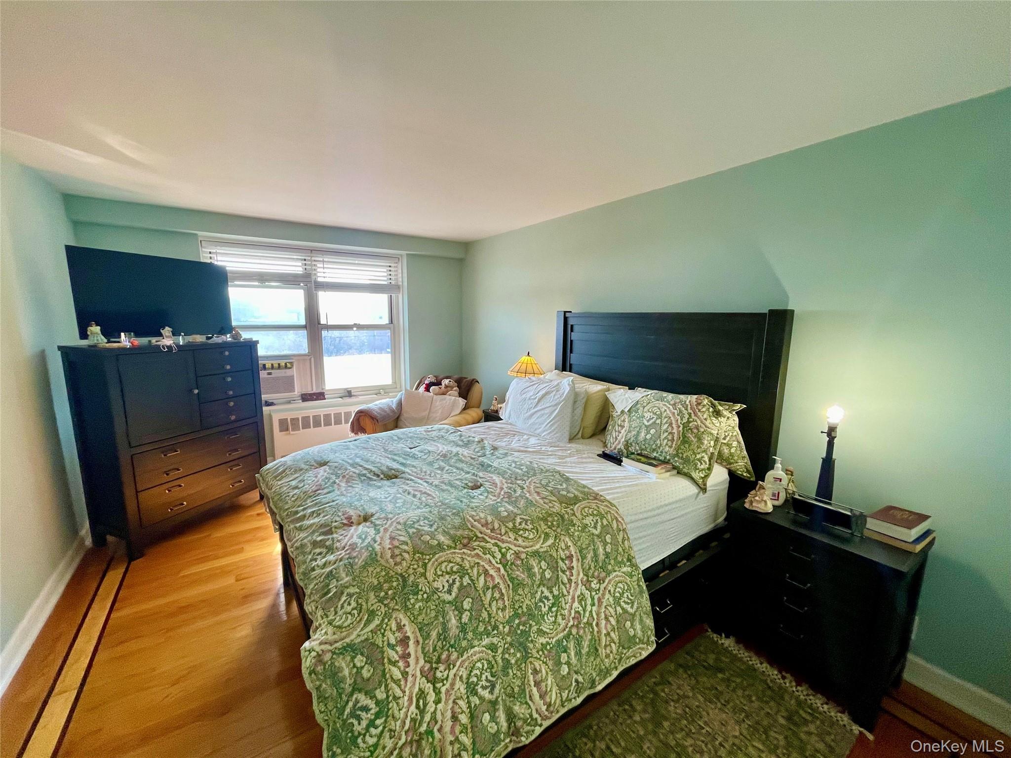 35-31 85 Street, Unit 8L photo 5
