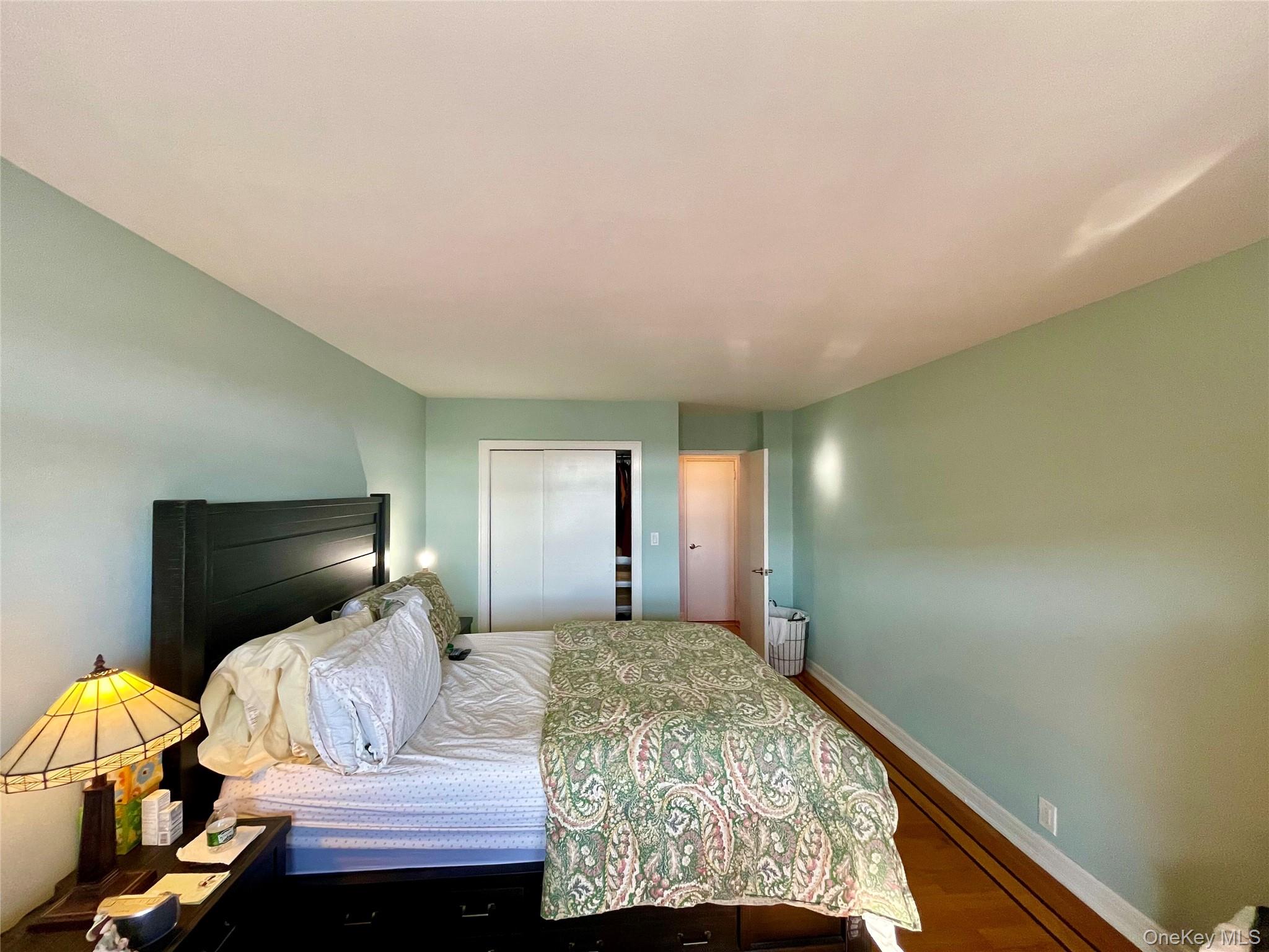 35-31 85 Street, Unit 8L photo 4