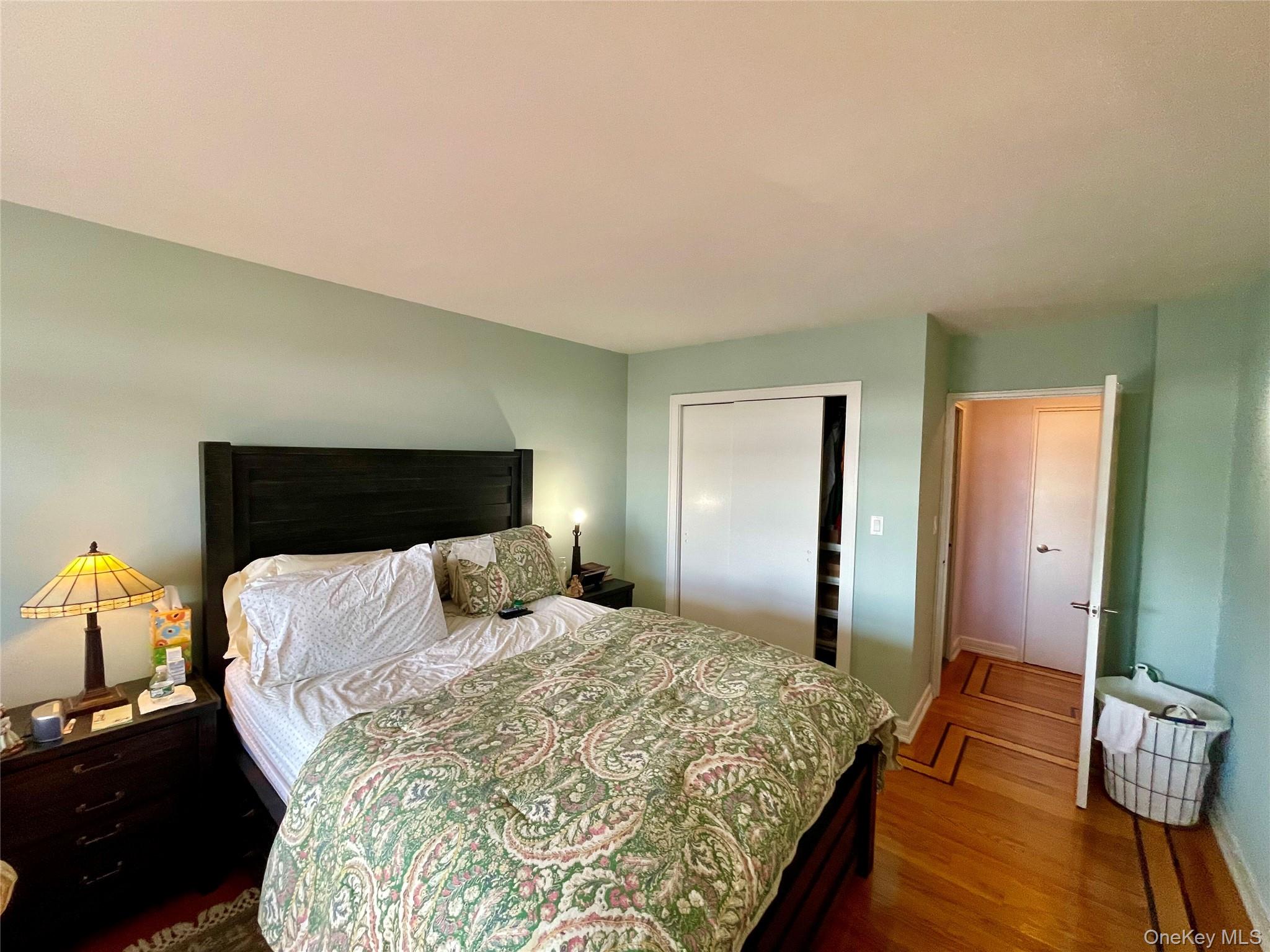 35-31 85 Street, Unit 8L photo 6