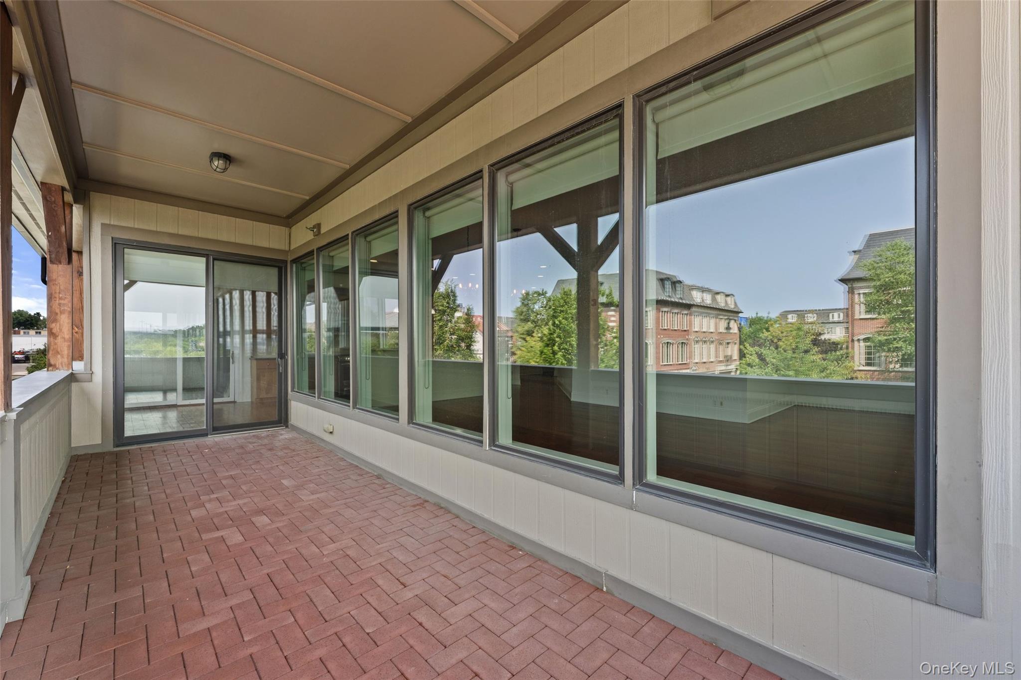 127 W Main Street, Unit 200 photo 23