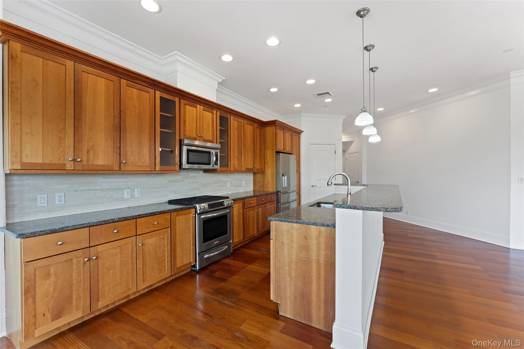 127 W Main Street, Unit 200 photo 11