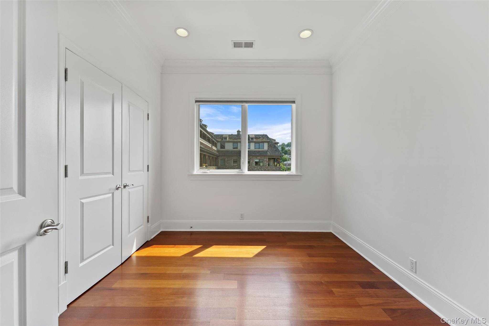 127 W Main Street, Unit 200 photo 20