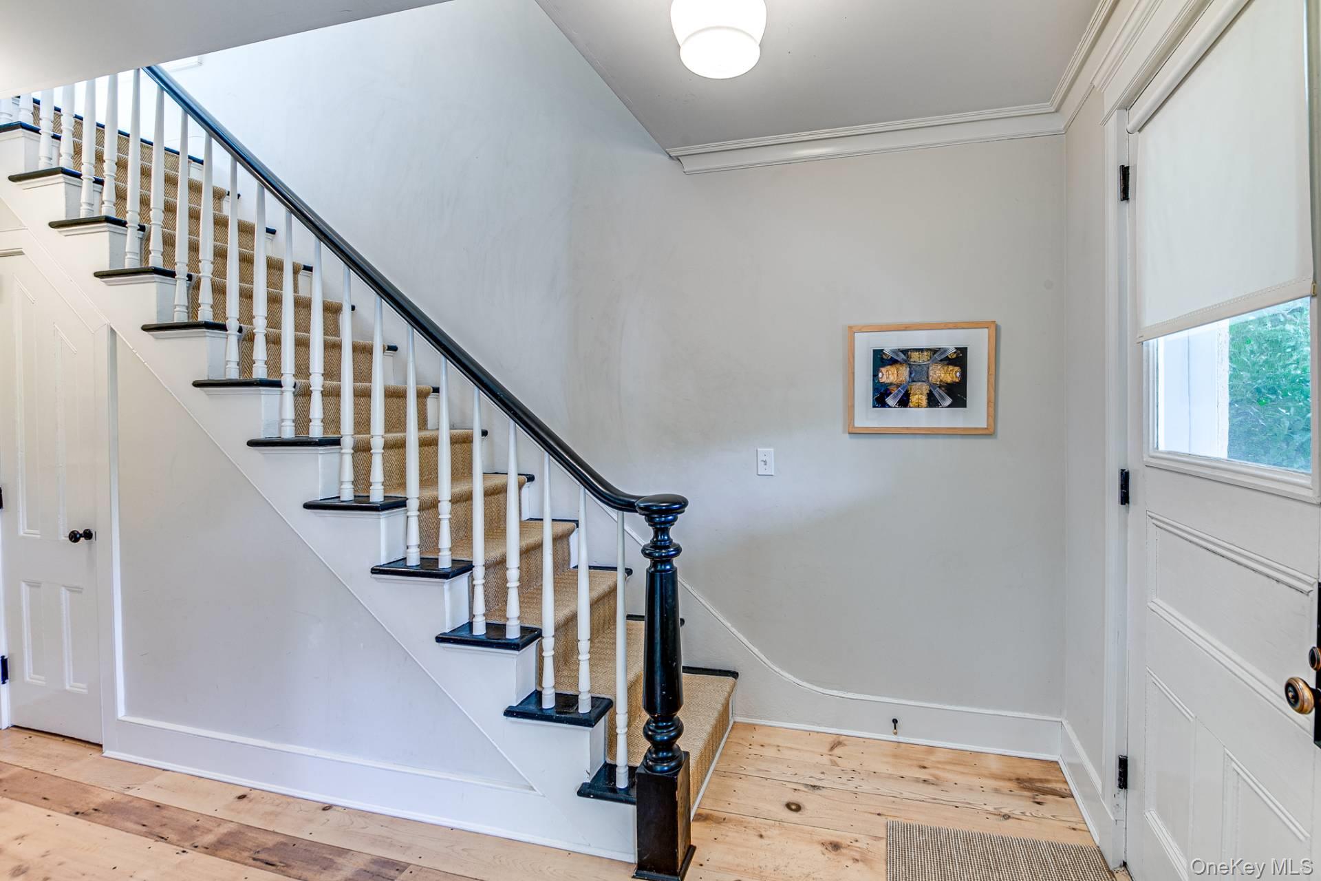 17 Latham Street – For Rent photo 4