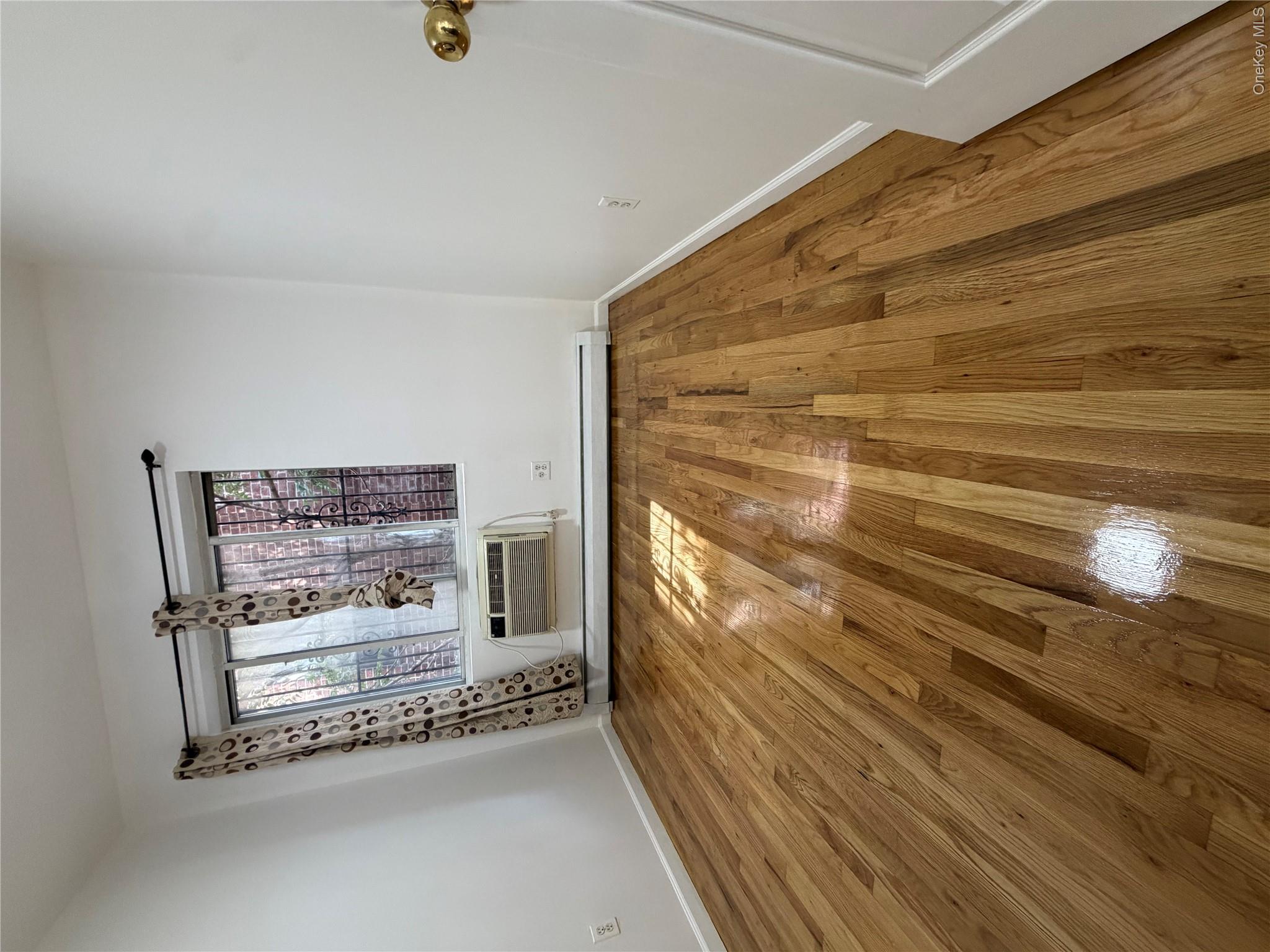 90-05 54th Avenue – For Sale photo 5