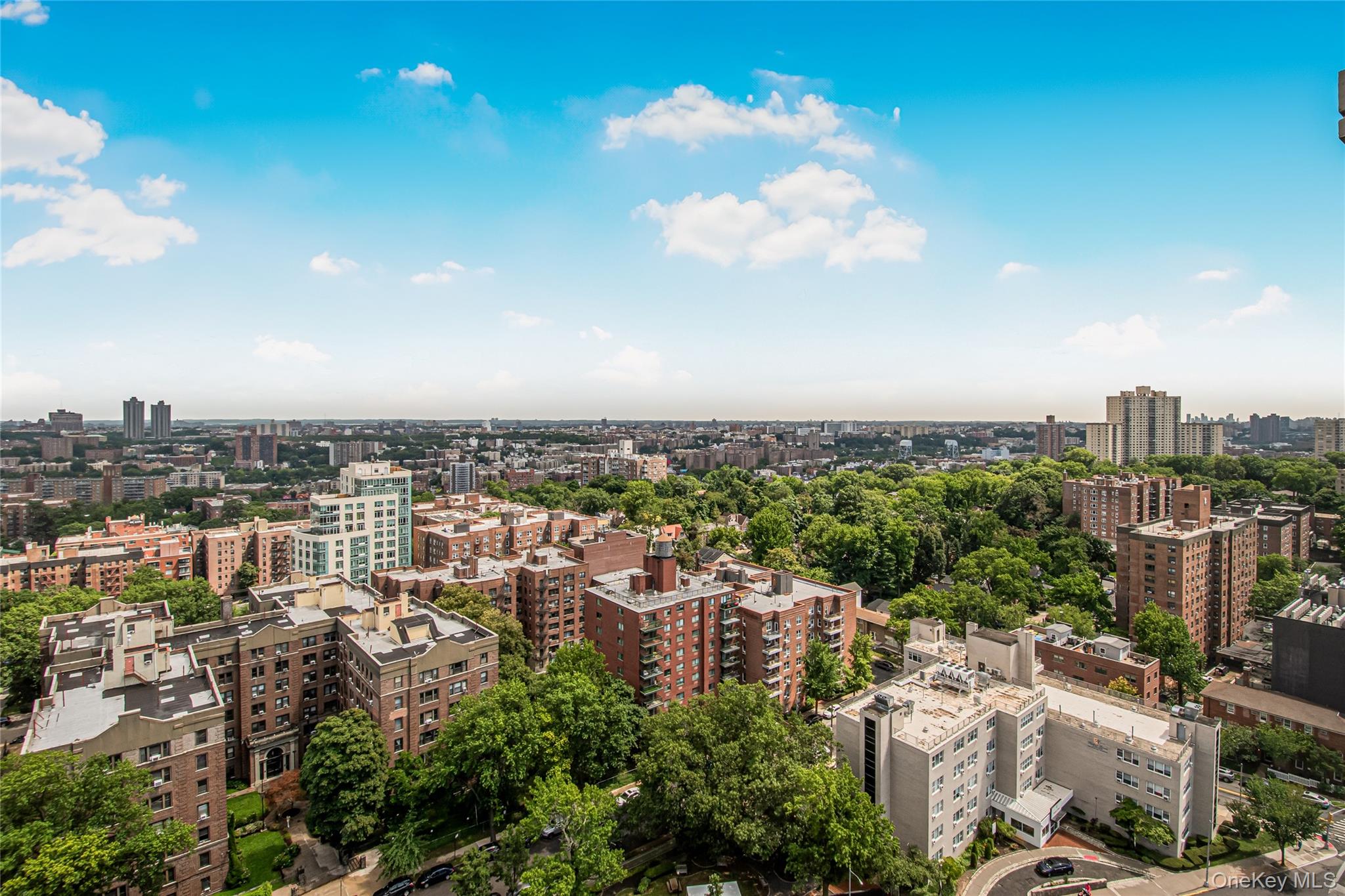 3333 Henry Hudson Parkway, Unit 22C