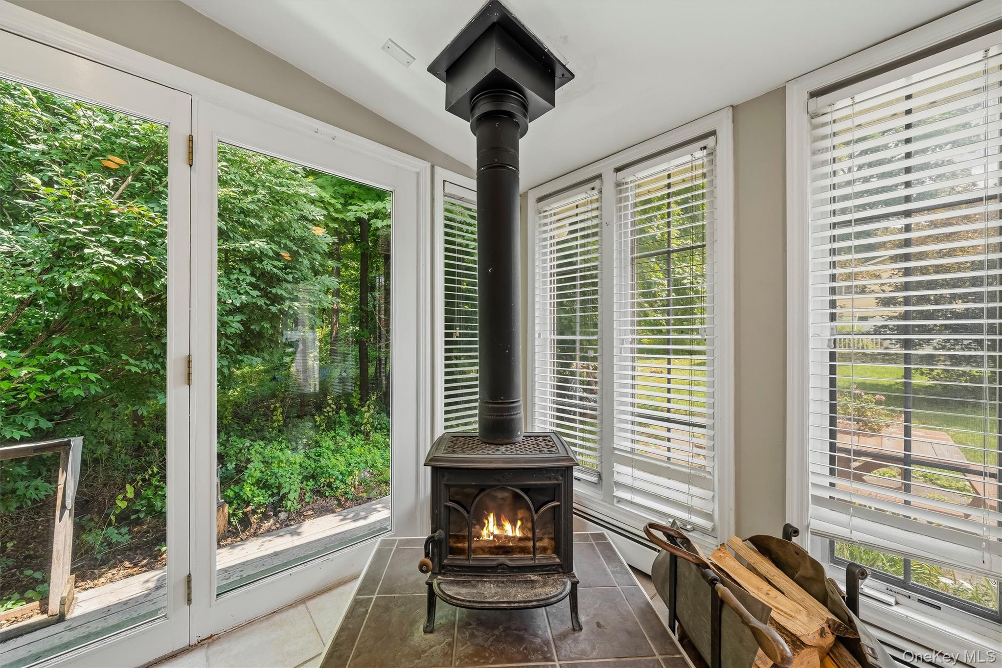 7 Locust Drive – For Sale photo 17