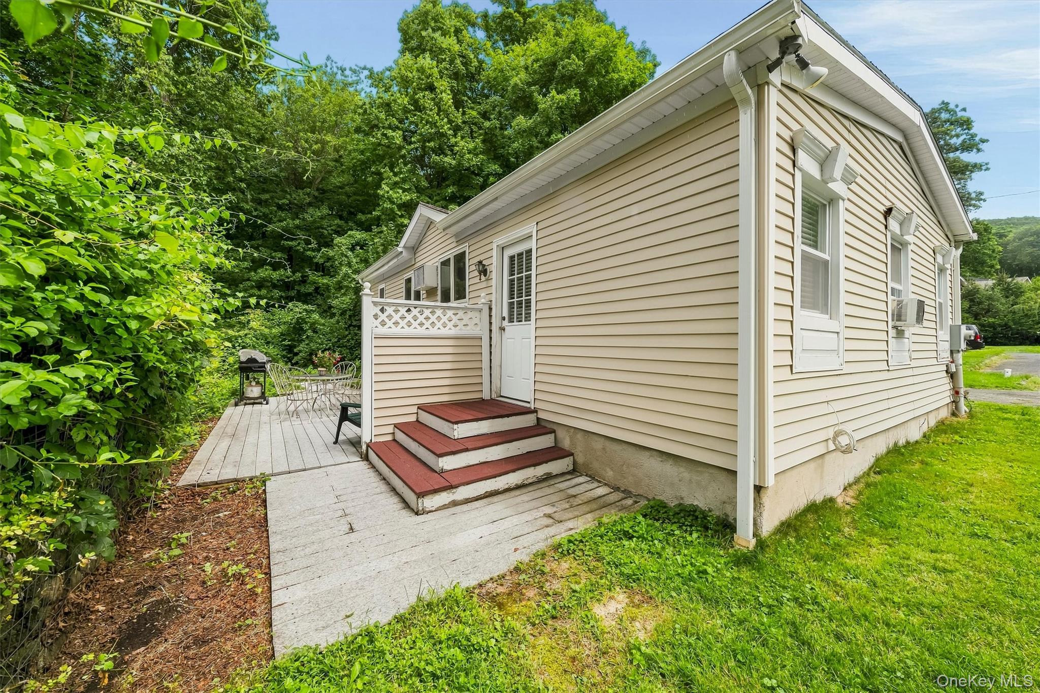 7 Locust Drive – For Sale photo 28