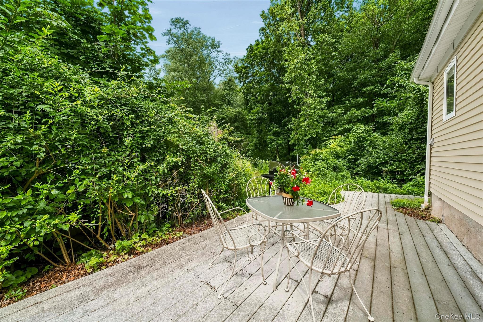 7 Locust Drive – For Sale photo 25